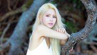 3840x2160 MAMAMOO (Yellow Flower) 4K 8K HD Wallpaper