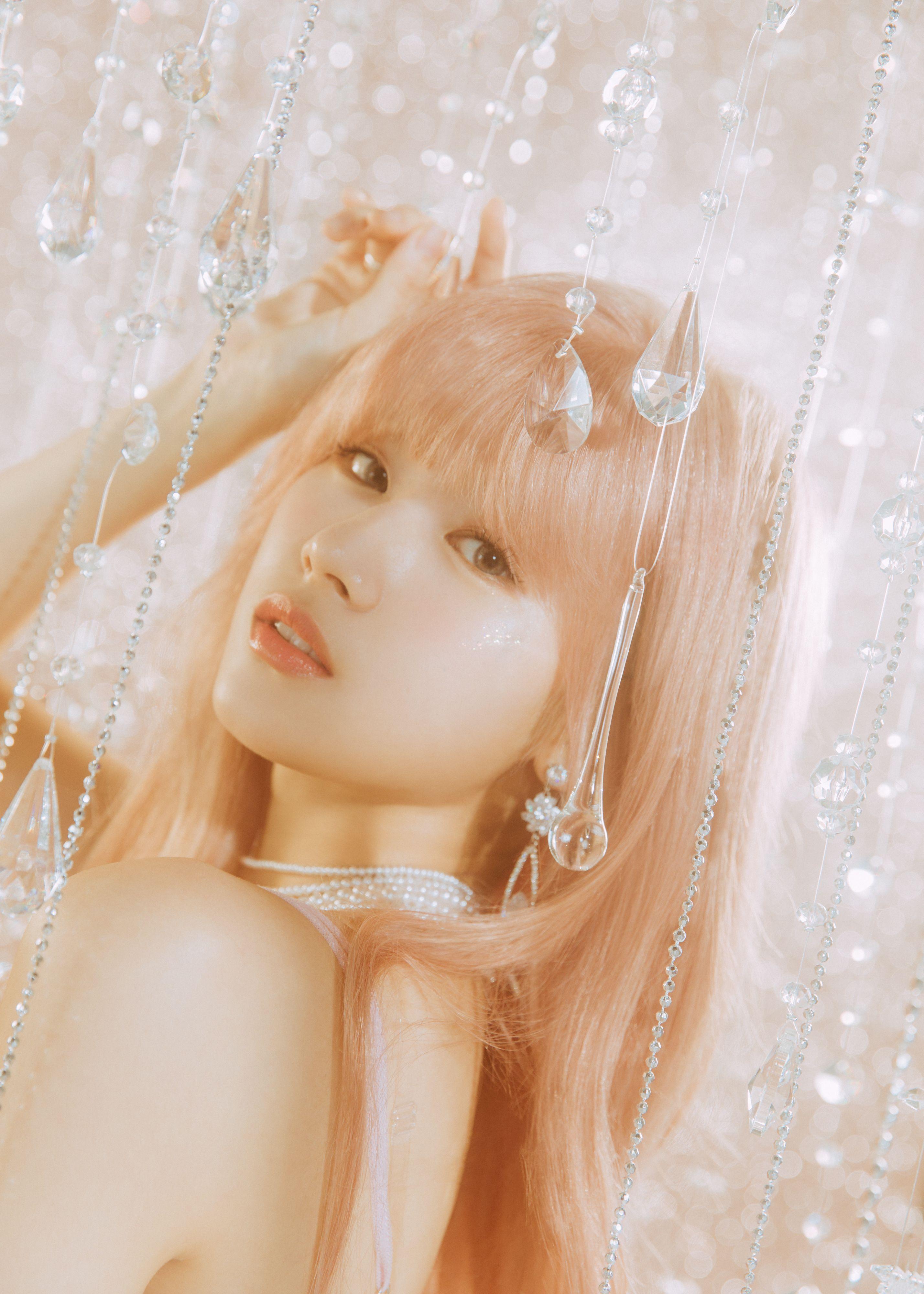 2857x4000 HQ TWICE 8th mini album 'Feel Special' concept photo
