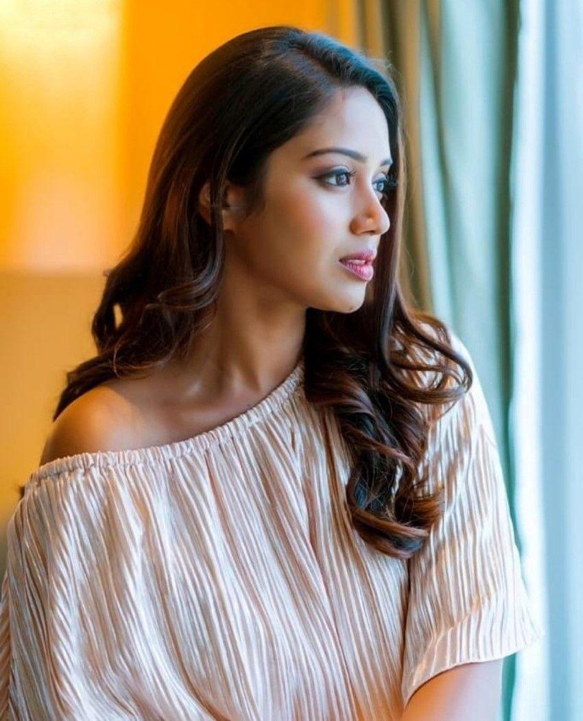 850x1051 Nivetha Pethuraj Photo [HD]: Latest Image, Picture