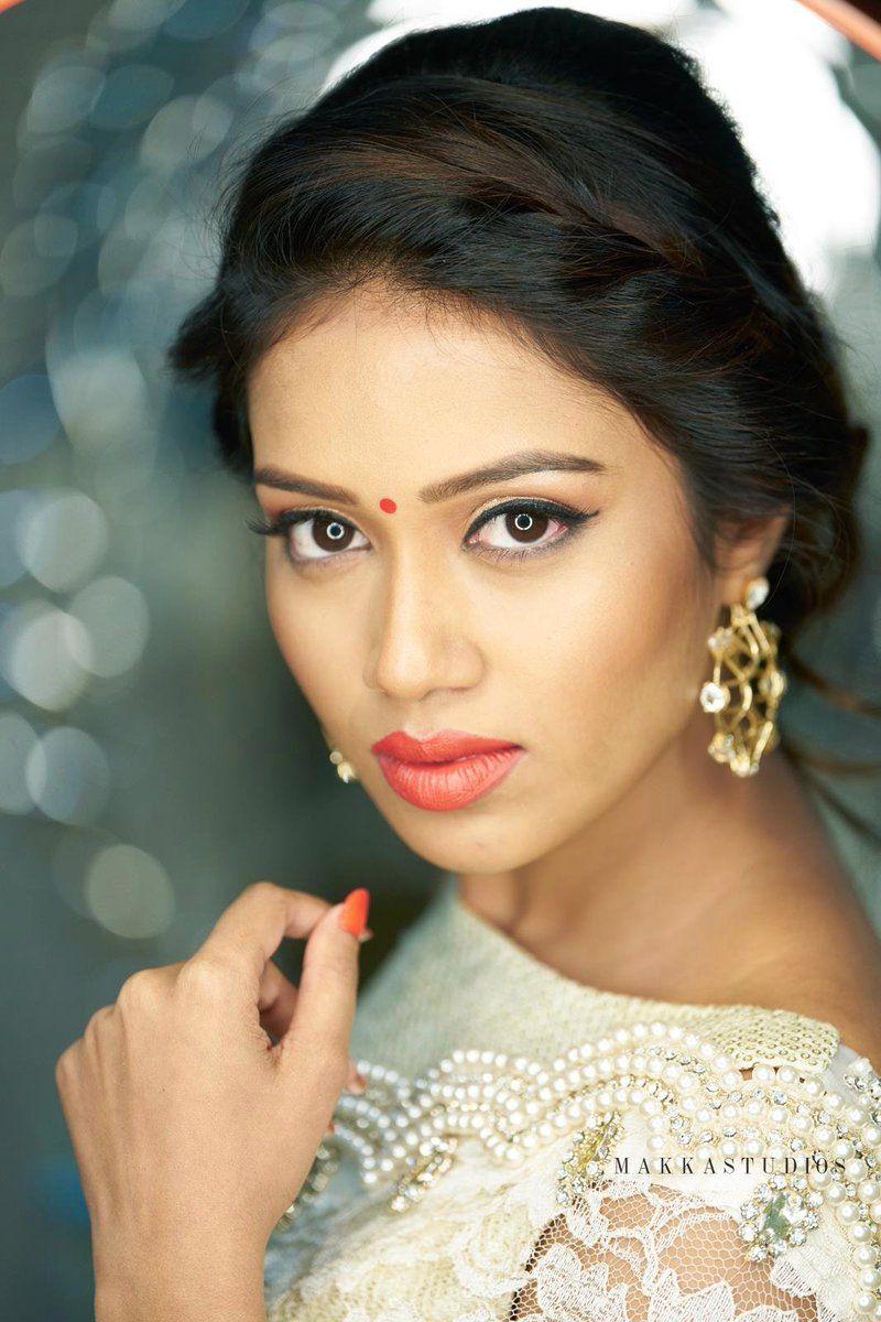 800x1200 Download Free Beautiful Nivetha Pethuraj HD Wallpaper