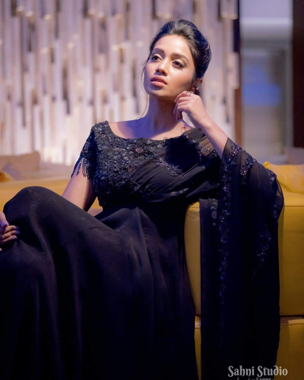 1066x1332 Nivetha Pethuraj HD Image, Biography , News latest Stills