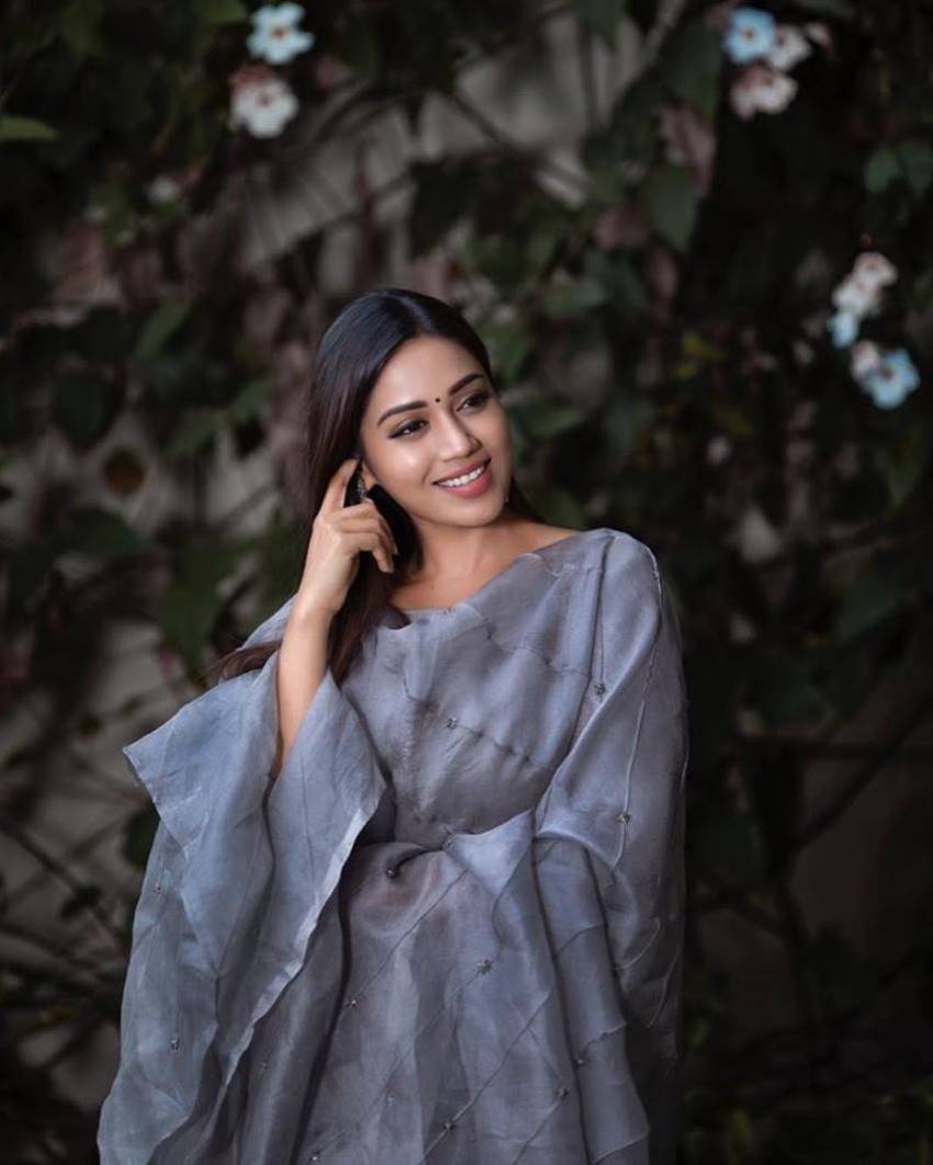 850x1062 Nivetha Pethuraj Photo [HD]: Latest Image, Picture