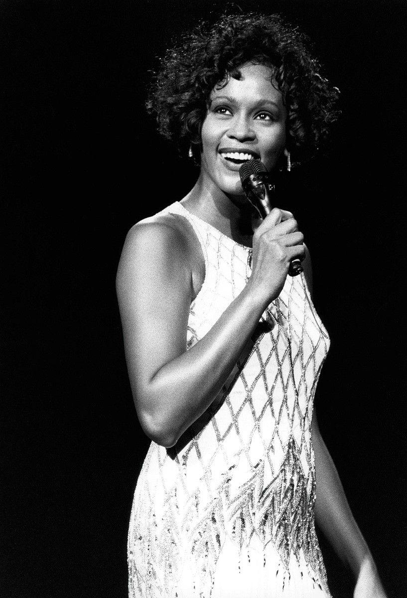 15835 Whitney Houston Photos and Premium High Res Pictures  Getty Images