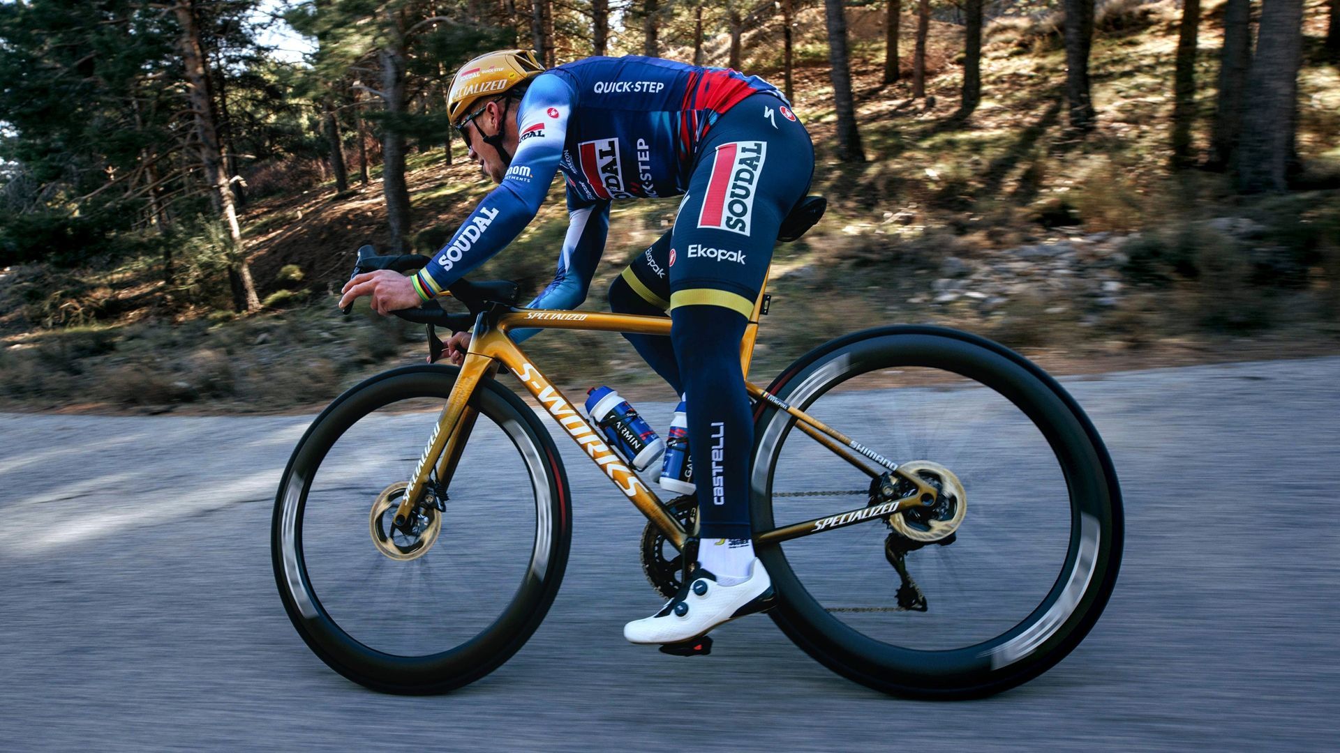 1920x1080 Golden Remco: Specialized Unveils $15K Limited Edition S Works Tarmac SL8 Celebrating Evenepoel's 2024 Season