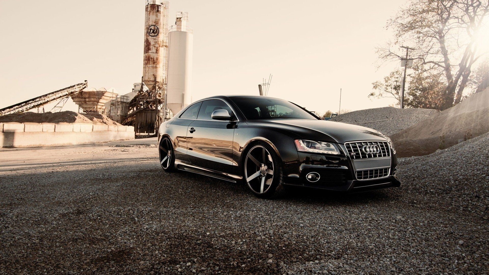 1920x1080 Audi S5 HD Wallpaper: Sleek Elegance on the Open Roadx1080