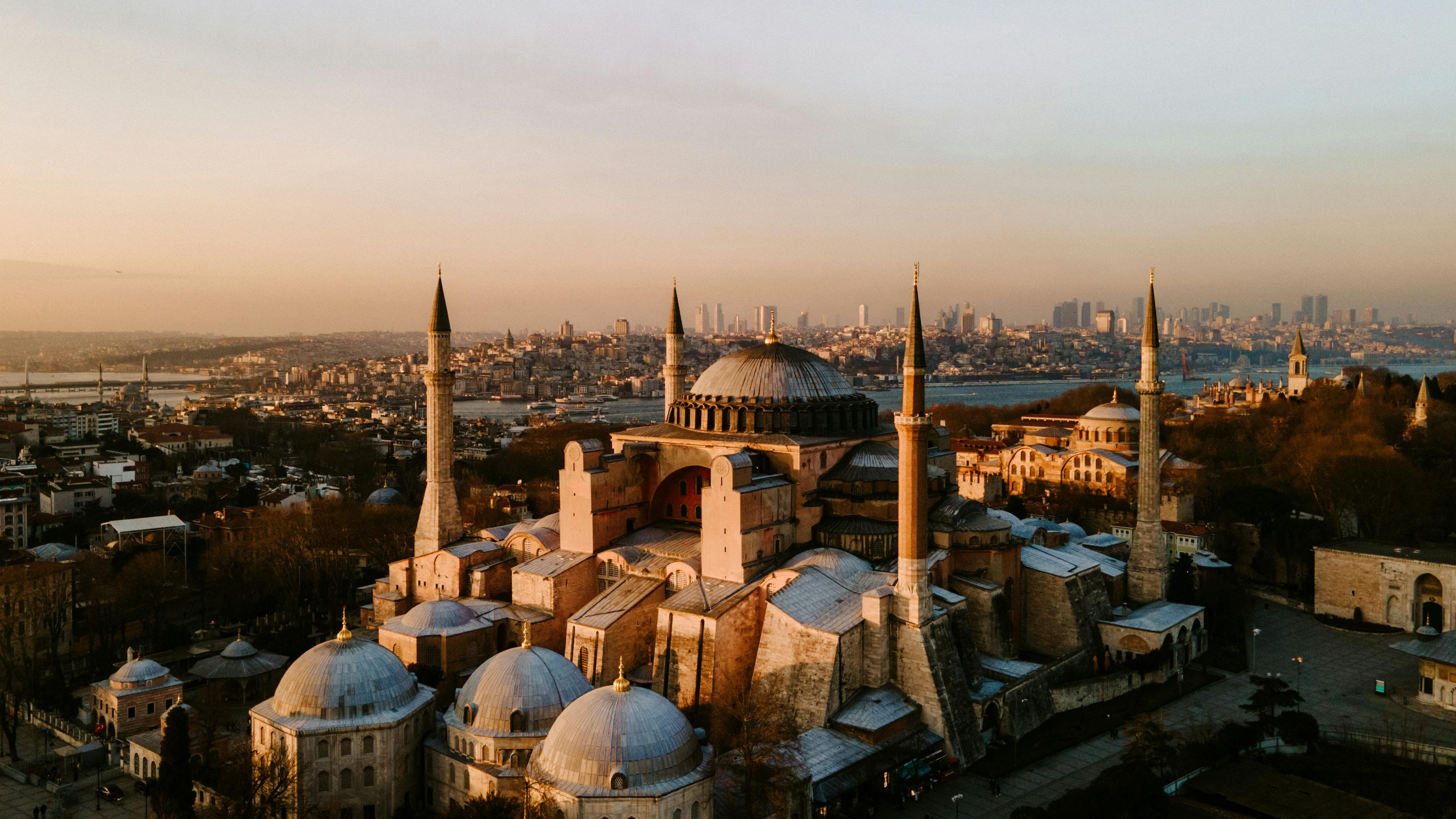 3675x2067 Aerial Photography of Hagia Sophia in Istanbul, Turkey · Free