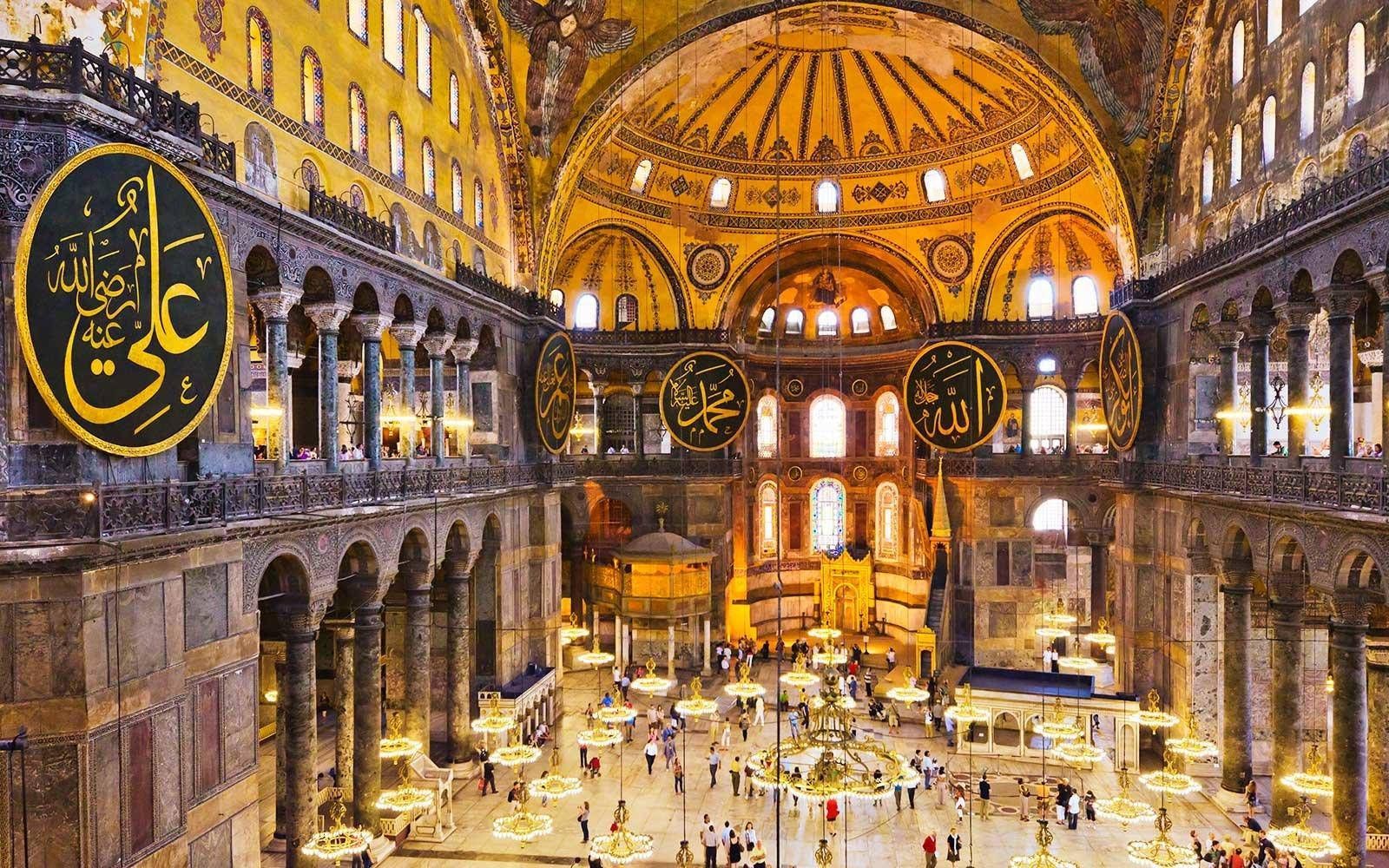 1600x1000 Inside The Hagia Sophia Wallpaper