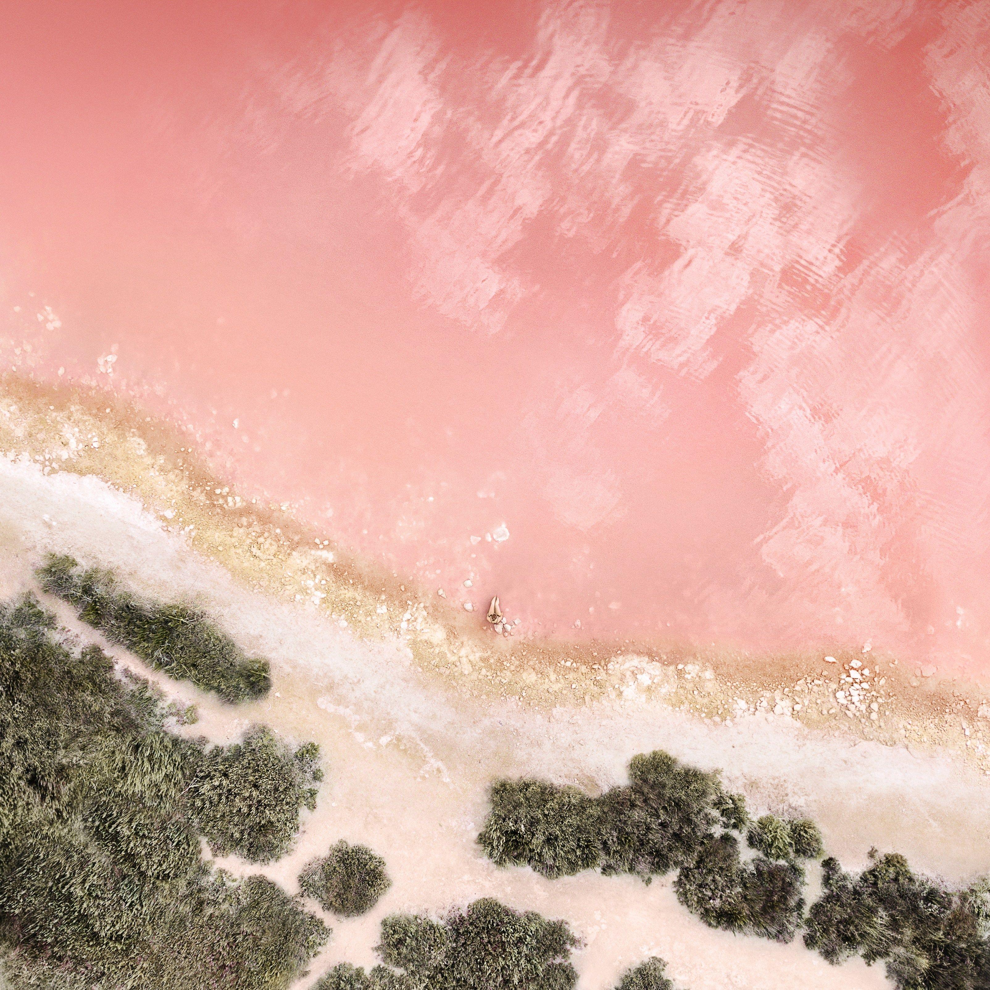 Cùng đắm mình vào vẻ đẹp của biển hồng. Những bức ảnh Pink Sea Wallpapers sẽ đưa bạn đến với những con sóng êm đềm và màu hồng tinh tế, đem lại cho bạn sự thư giãn và để lại những ấn tượng đẹp đến kỳ lạ.