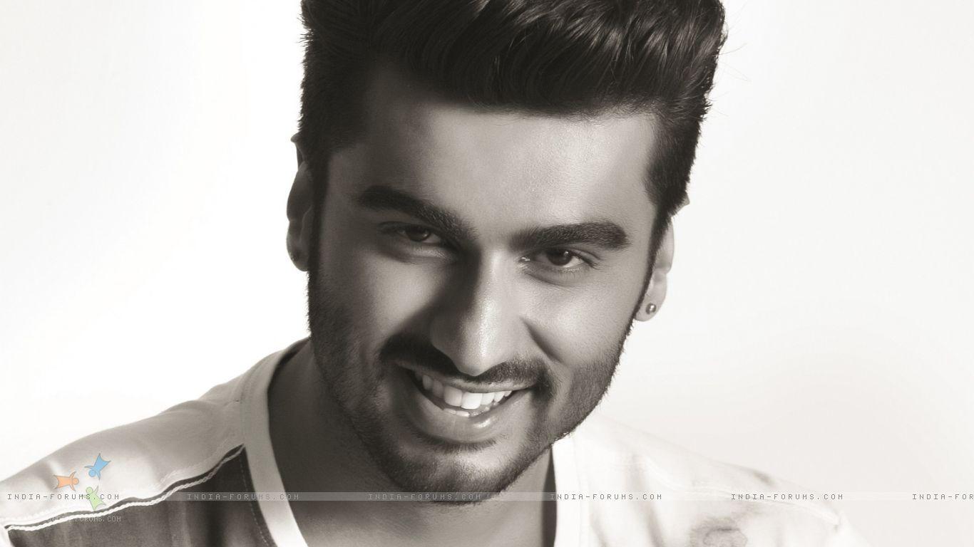 1366x768 Arjun Kapoor Wallpaper Jeans Hair Style, HD