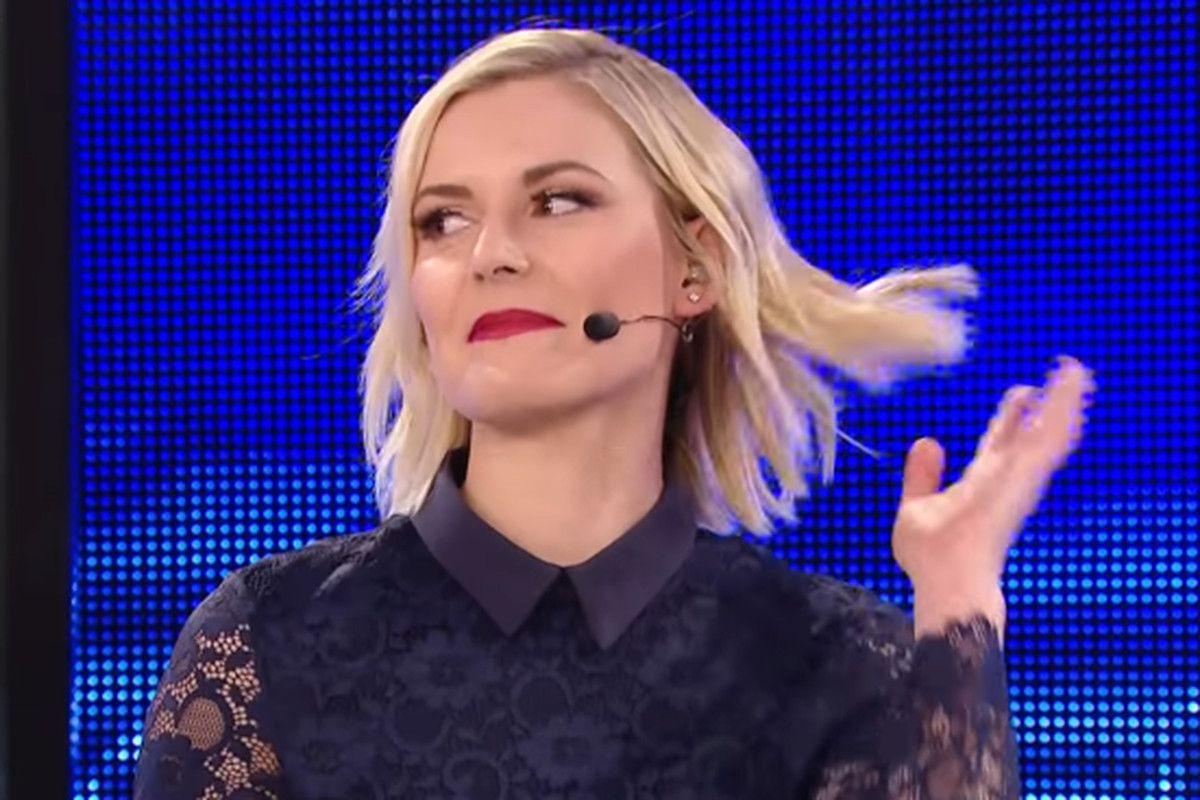 Renee Young Wallpapers - Top Free Renee Young Backgrounds - WallpaperAccess