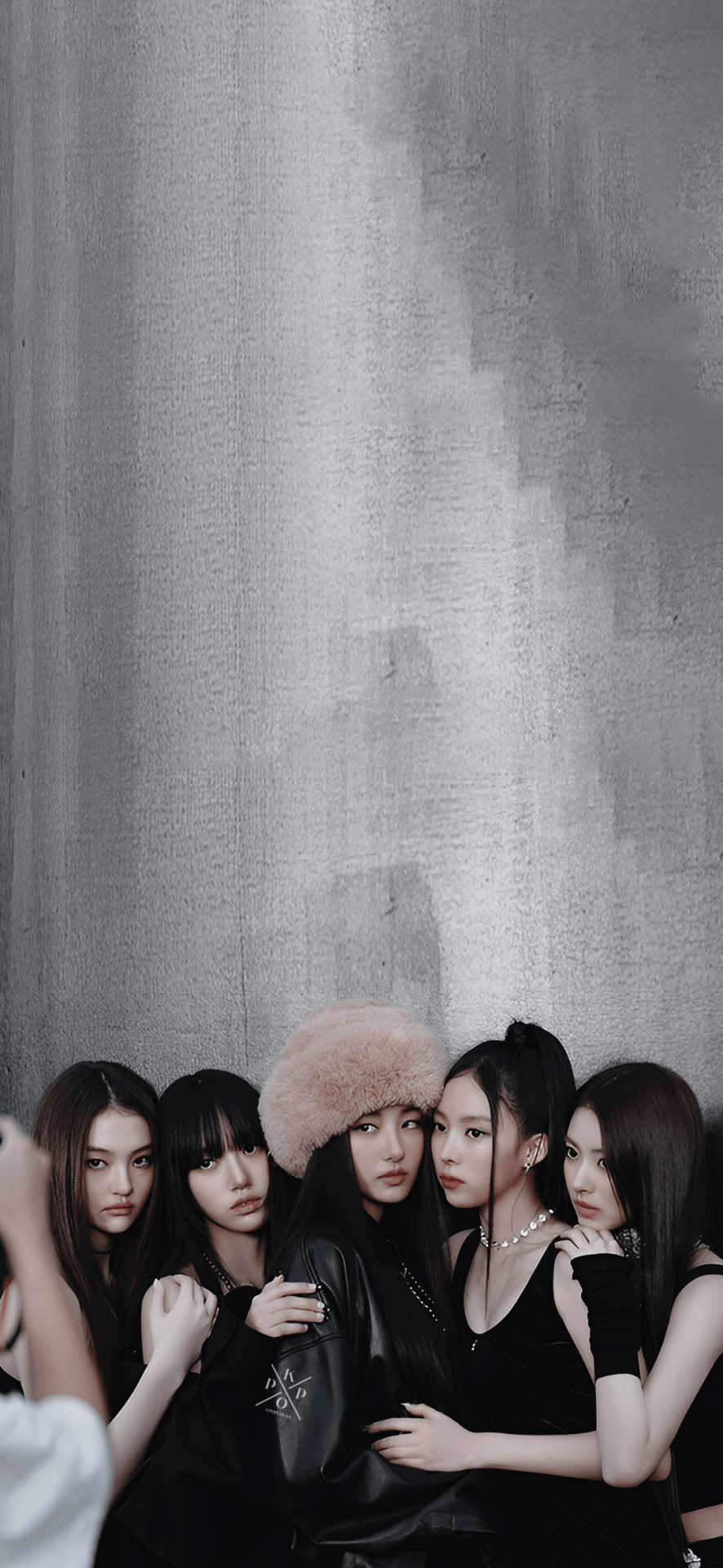 886x1920 Kpop Locks