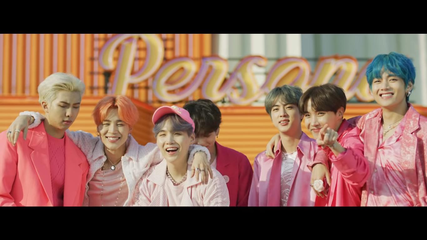 1366x768 BTS Feat. Halsey: Boy With Luv (2019)