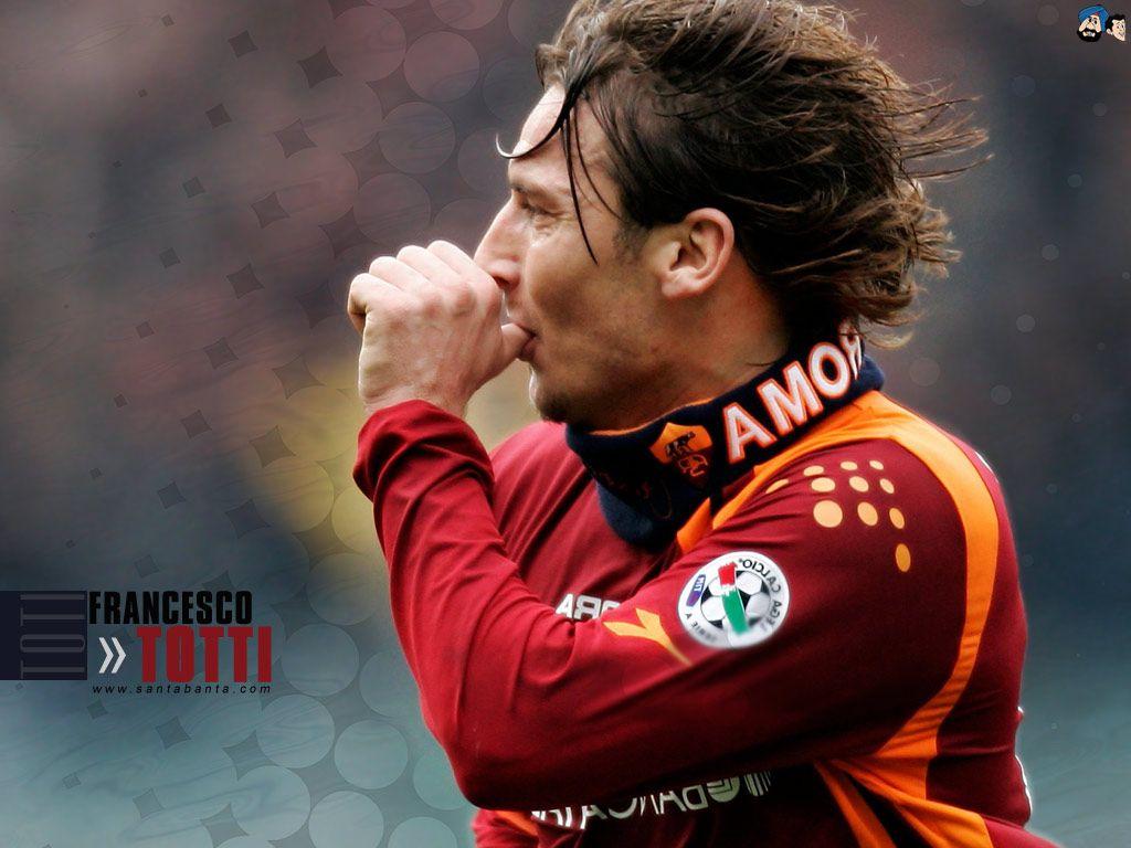 1024x768 Totti Wallpaper