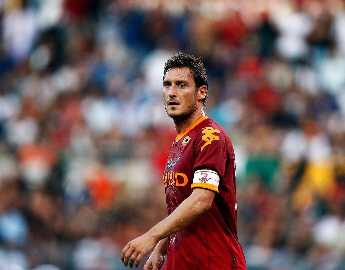 1381x1080 francesco totti wallpaper. francesco totti