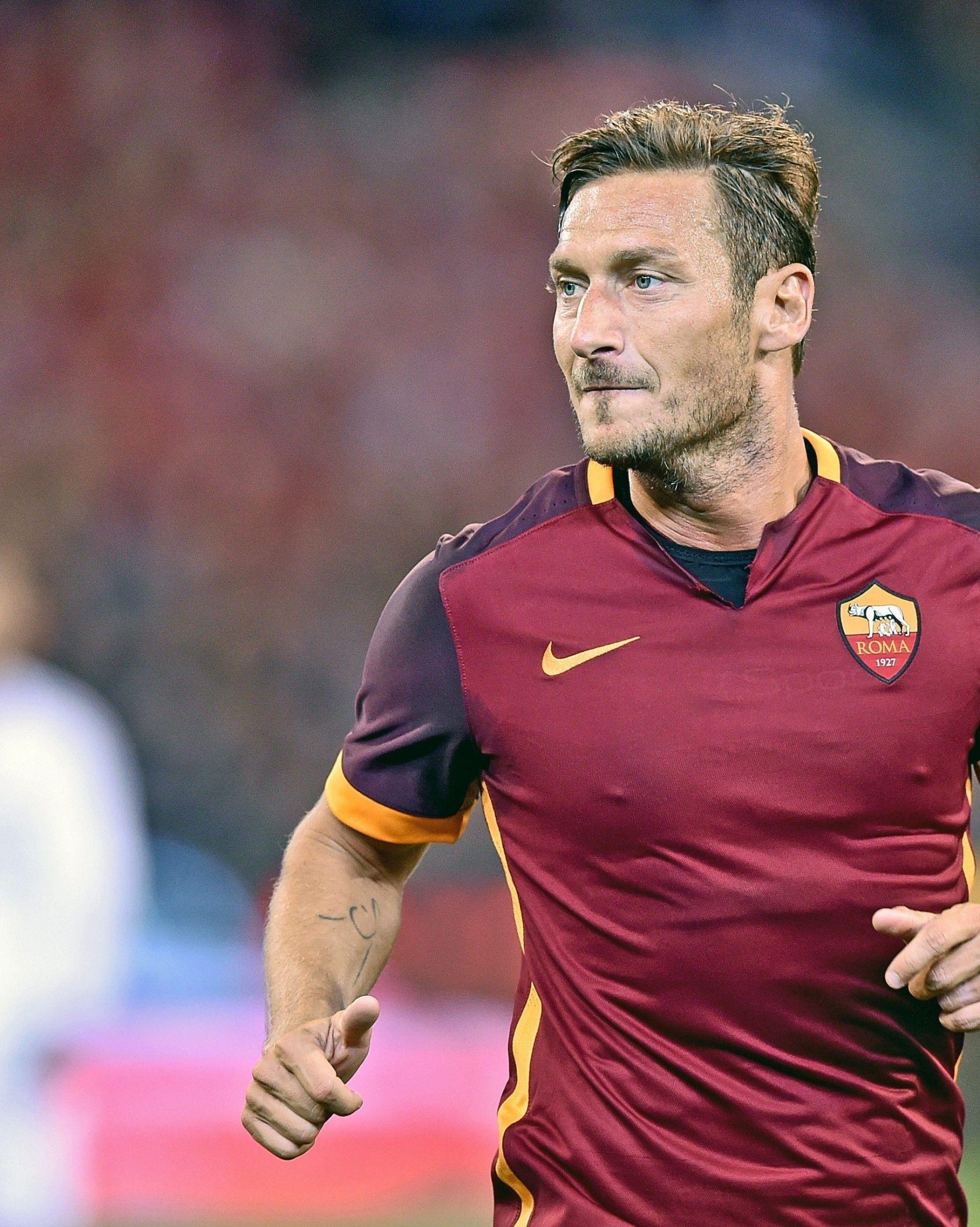 1864x2334 Download 1864x2334 Francesco Totti, Football, Roma
