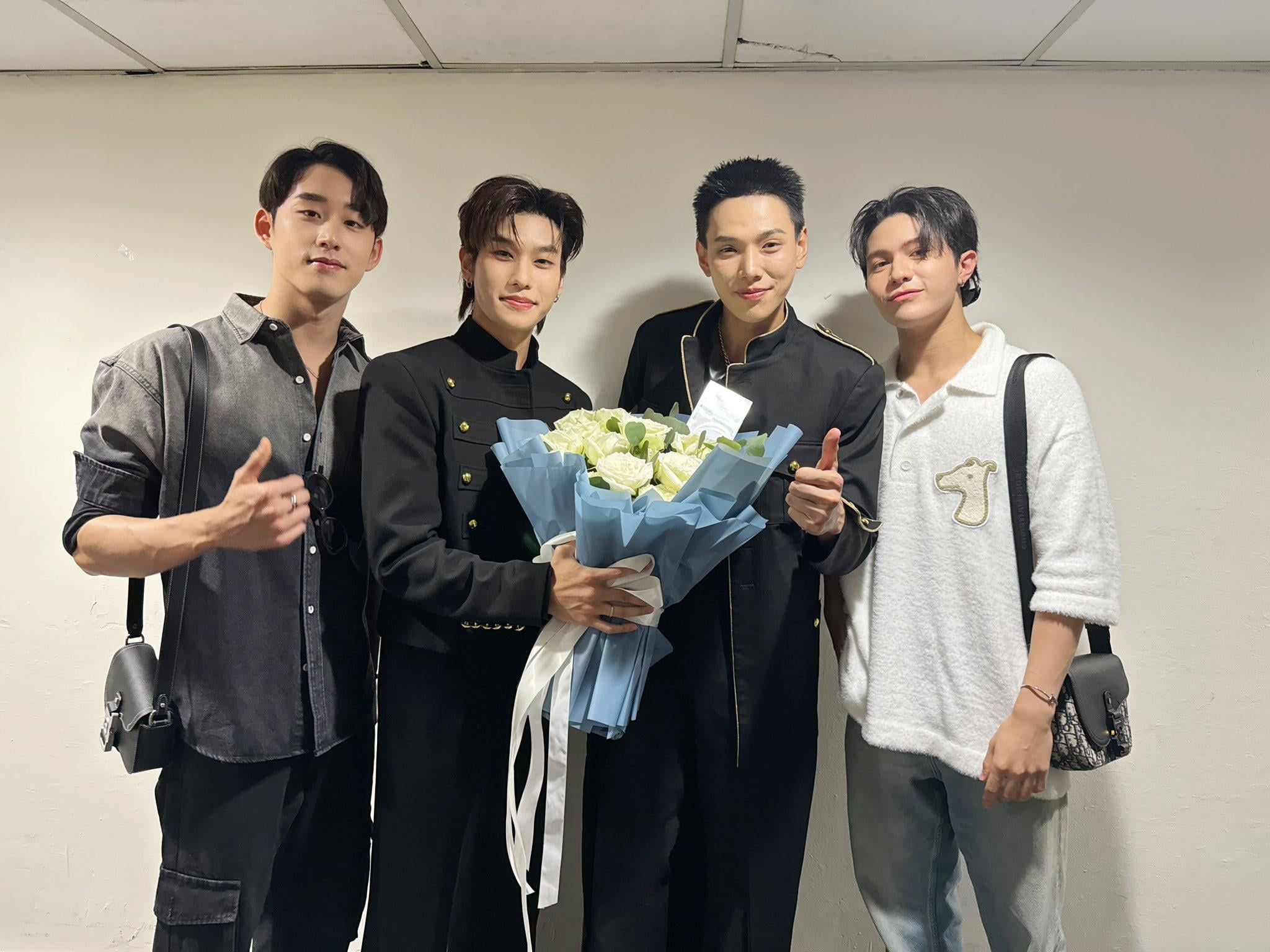 2048x1536 In their concert, DaouOffroad mentioned GeminiFourth, SatangWinny, JoongDunk and Est then stopped short before saying the name of the next person