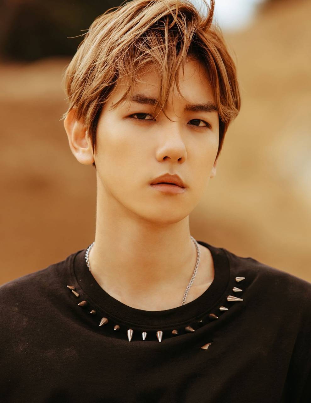 989x1280 Byun Baekhyun wallpaper