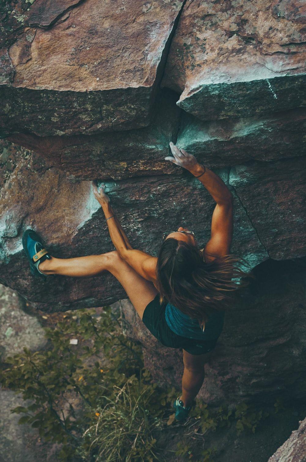 1000x1511 Rock Climbing Picture. Download Free Image