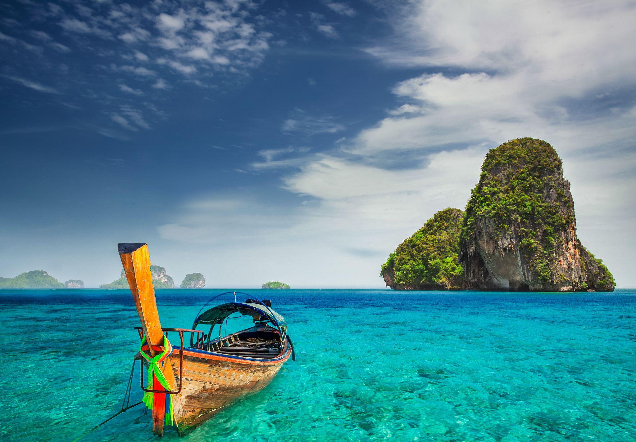 2048x1425 Ha Long Bay HD Wallpaper
