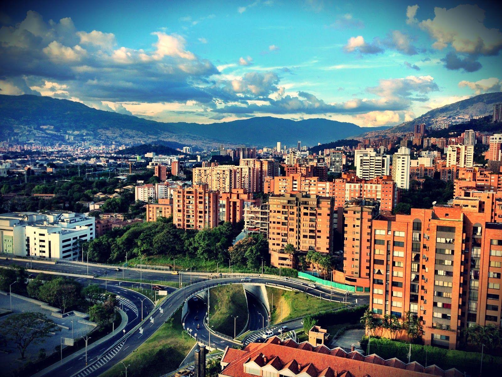 Medellin Wallpapers Top Free Medellin Backgrounds Wallpaperaccess