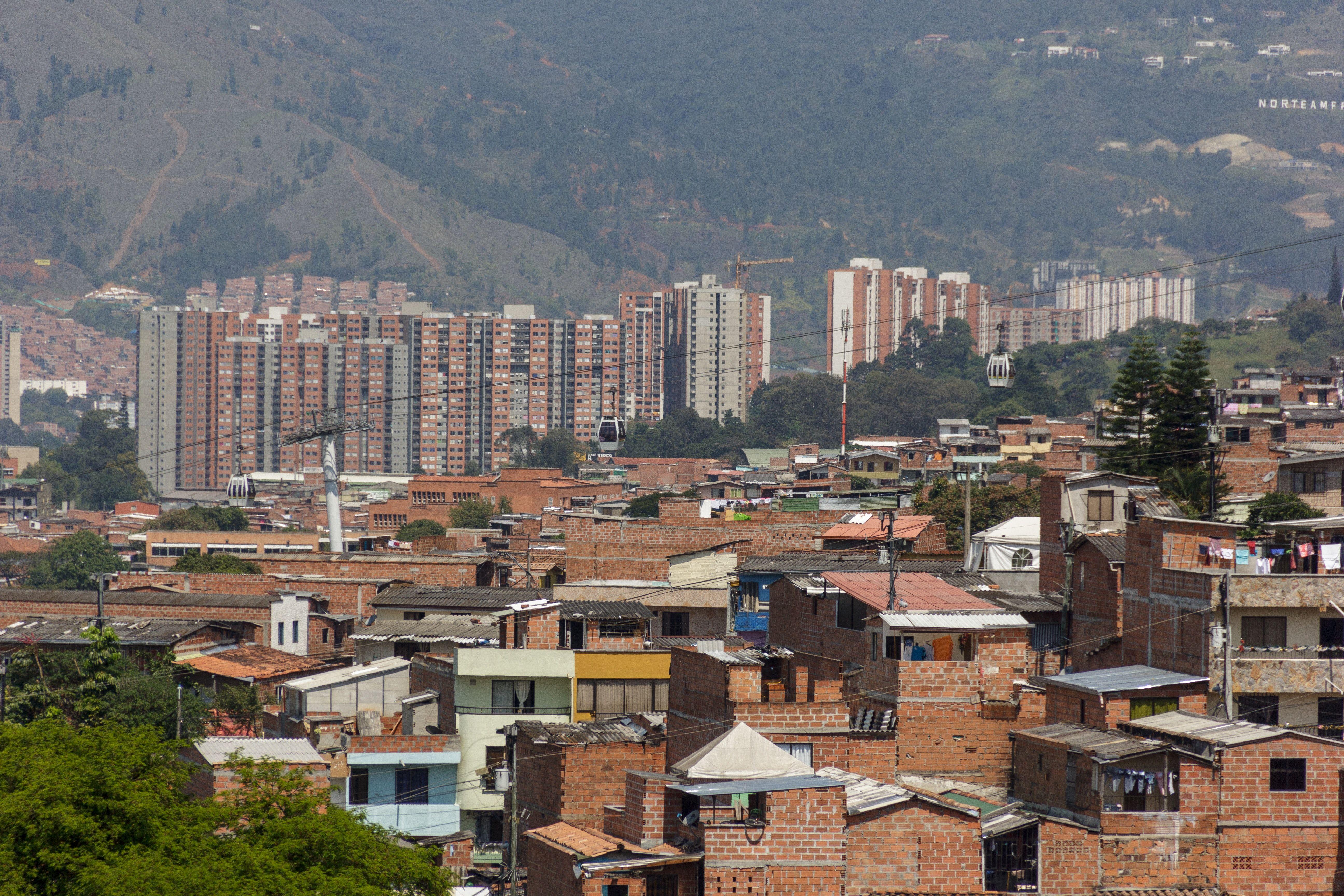 5184x3456 Free of Medellin