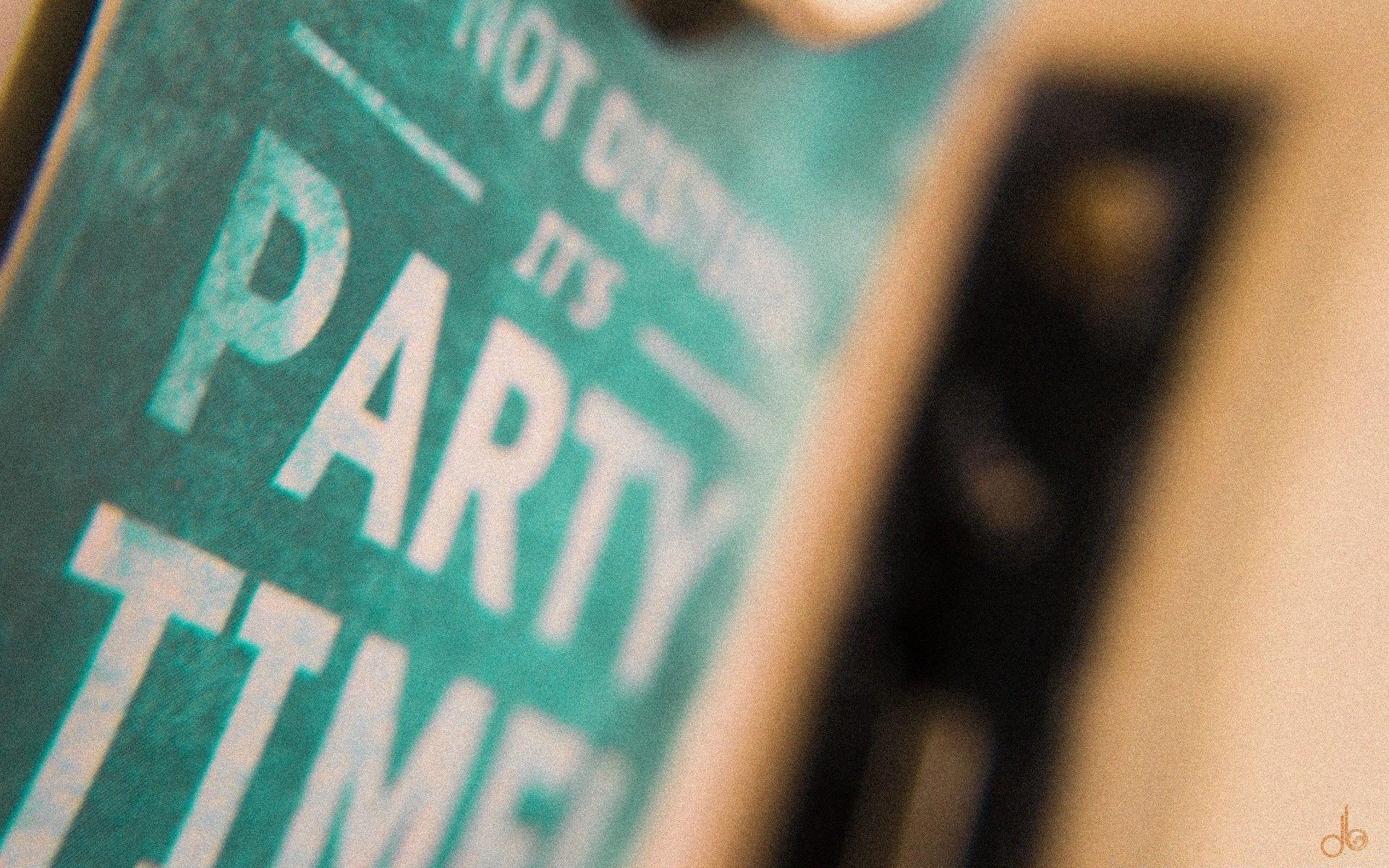 1920x1200 Party time Do Not Disturb