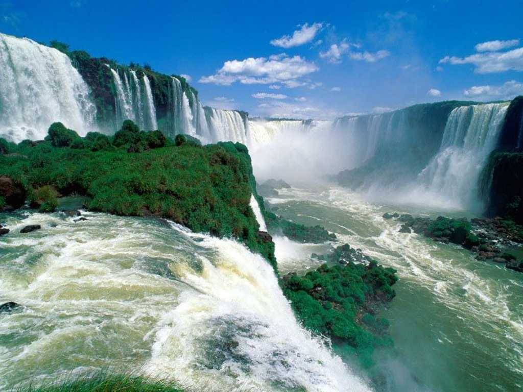 1024x768 Victoria Falls Wallpaper