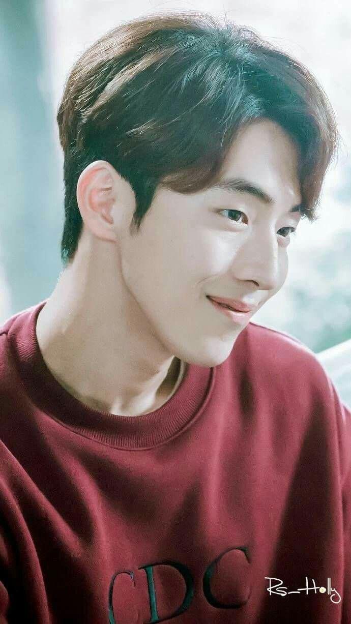 690x1227 Lee Sung Kyung, Lee Hyun Woo, Lee Jong Suk, Nam Joo