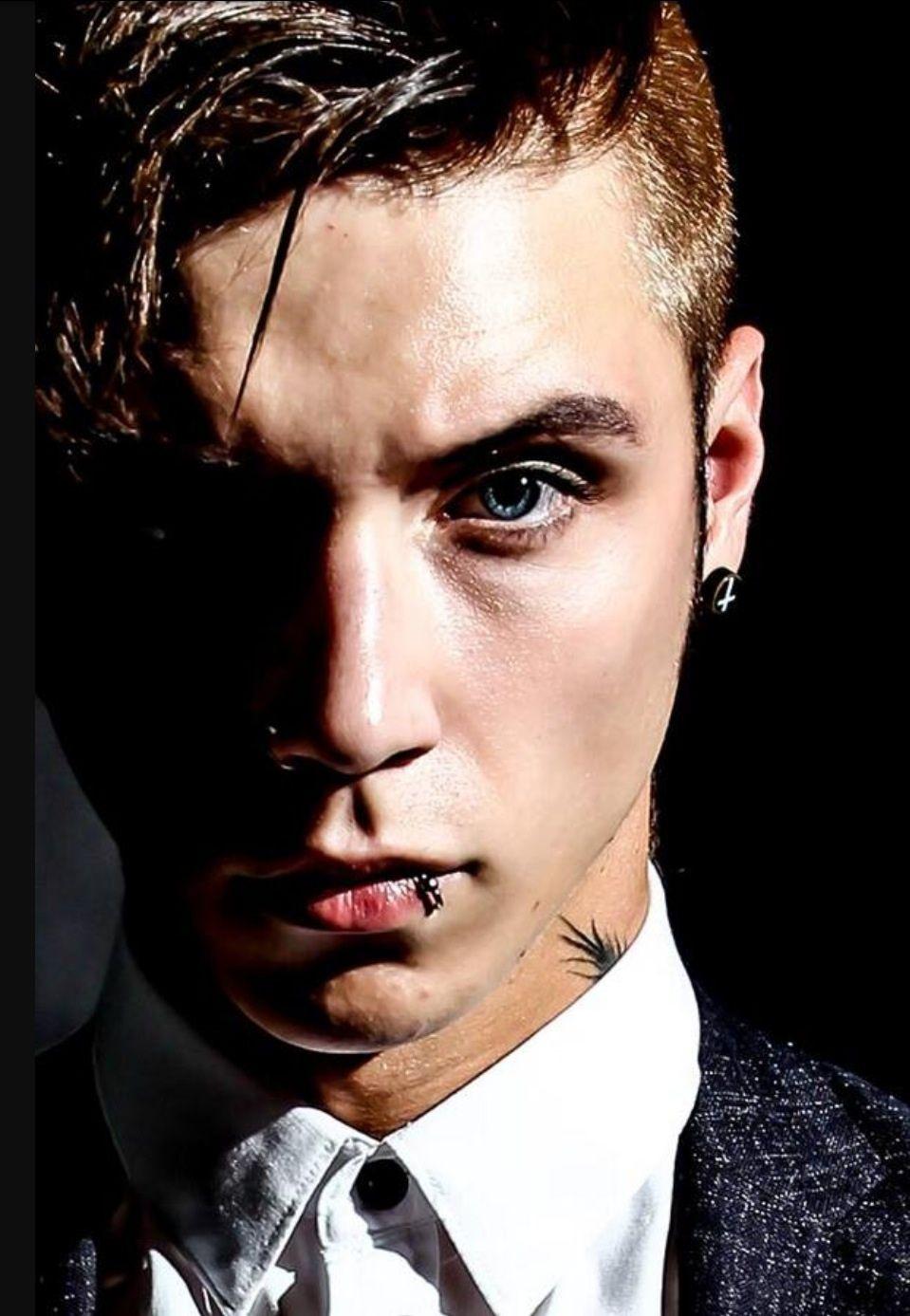 Andy Black Wallpapers Top Free Andy Black Backgrounds WallpaperAccess