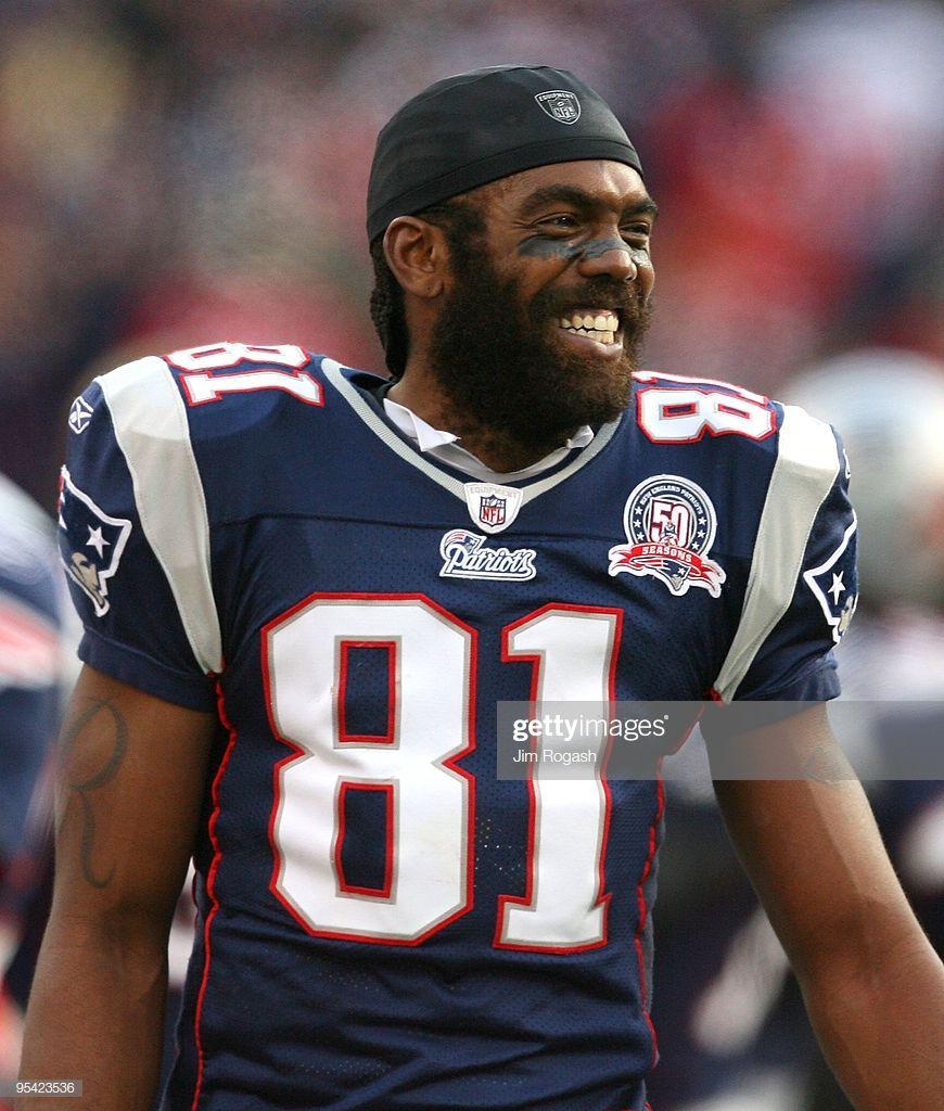 Randy Moss Wallpapers - Top Free Randy Moss Backgrounds - WallpaperAccess