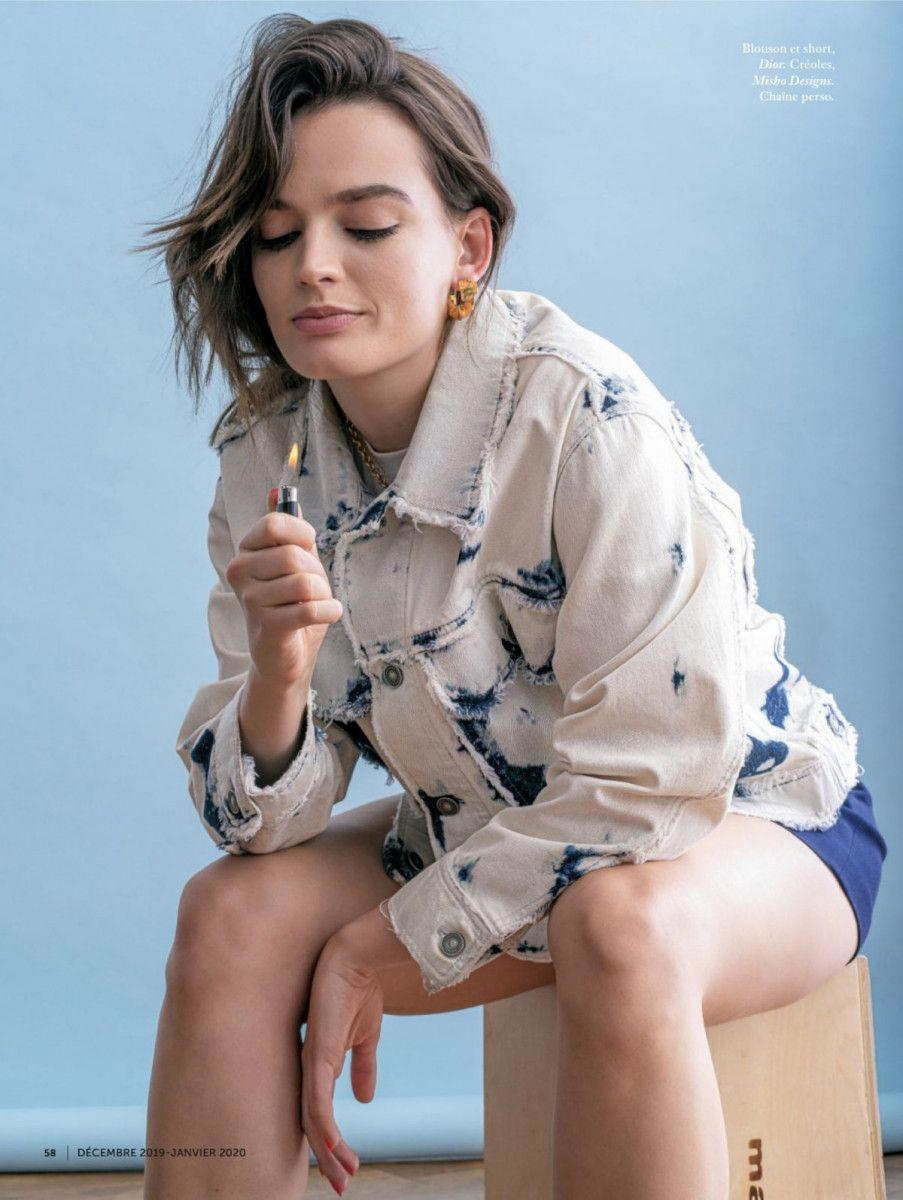 Emma Mackey Wallpapers - Top Free Emma Mackey Backgrounds - WallpaperAccess