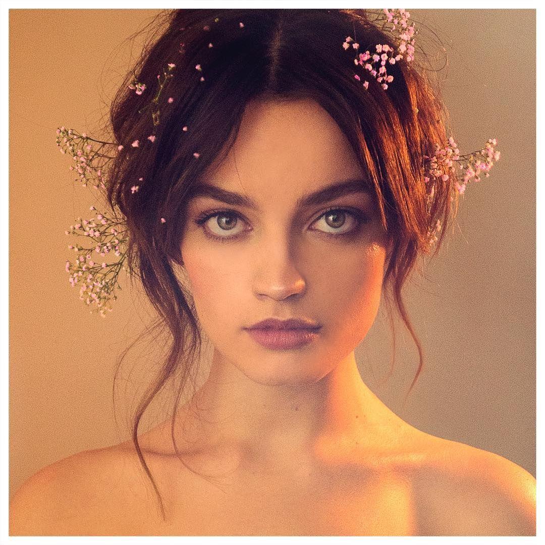 1080x1080 Emma Mackey. Portrait, Beauty, Hair inspo