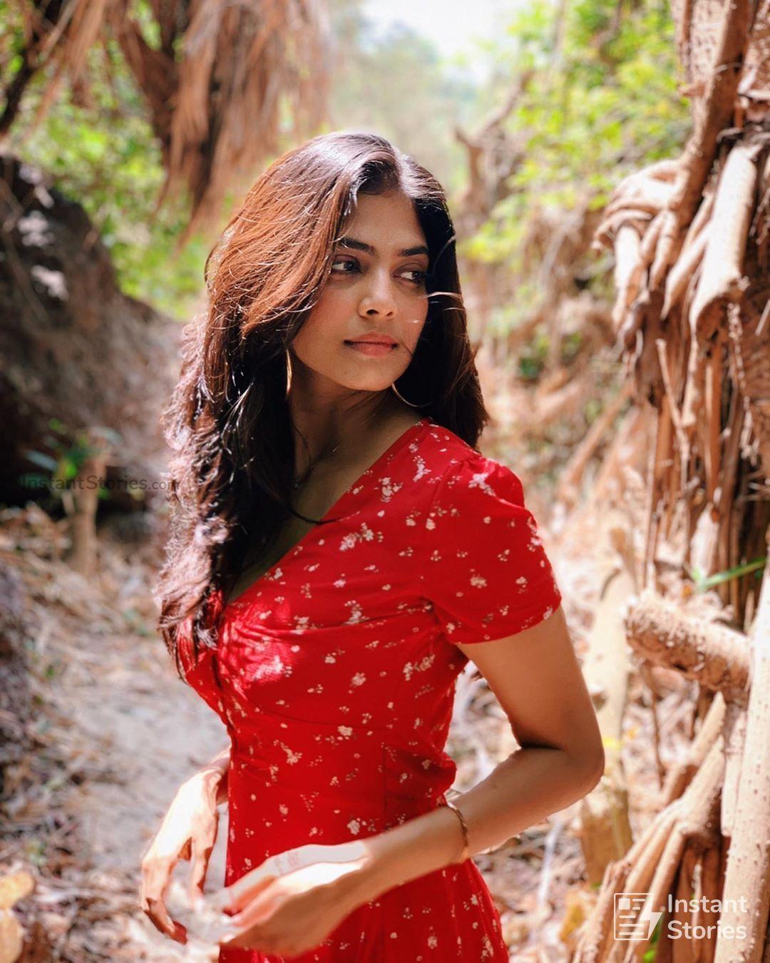 1080x1350 Malavika Mohanans Latest Hot Photohoot Image from Instagram