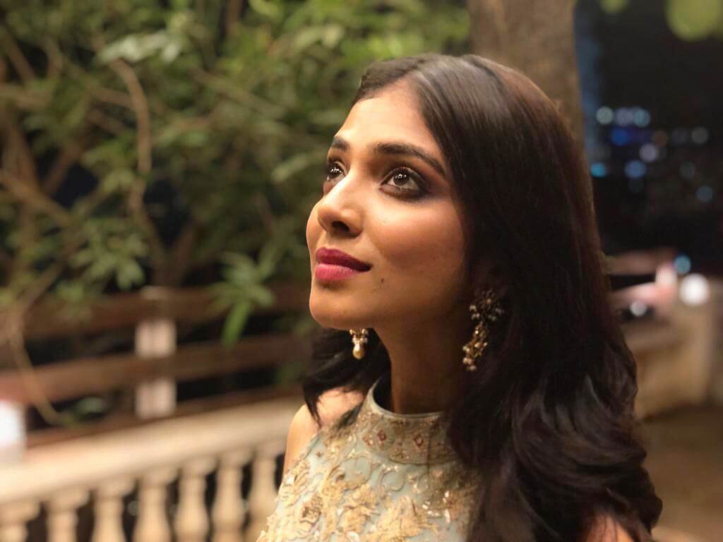 1024x768 Malavika Mohanan Wiki, Biography, Age, Movies, Family