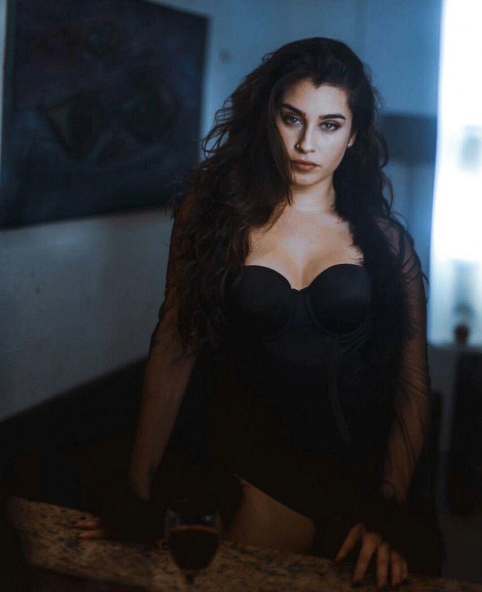 976x1200 Lauren Jauregui wallpaper