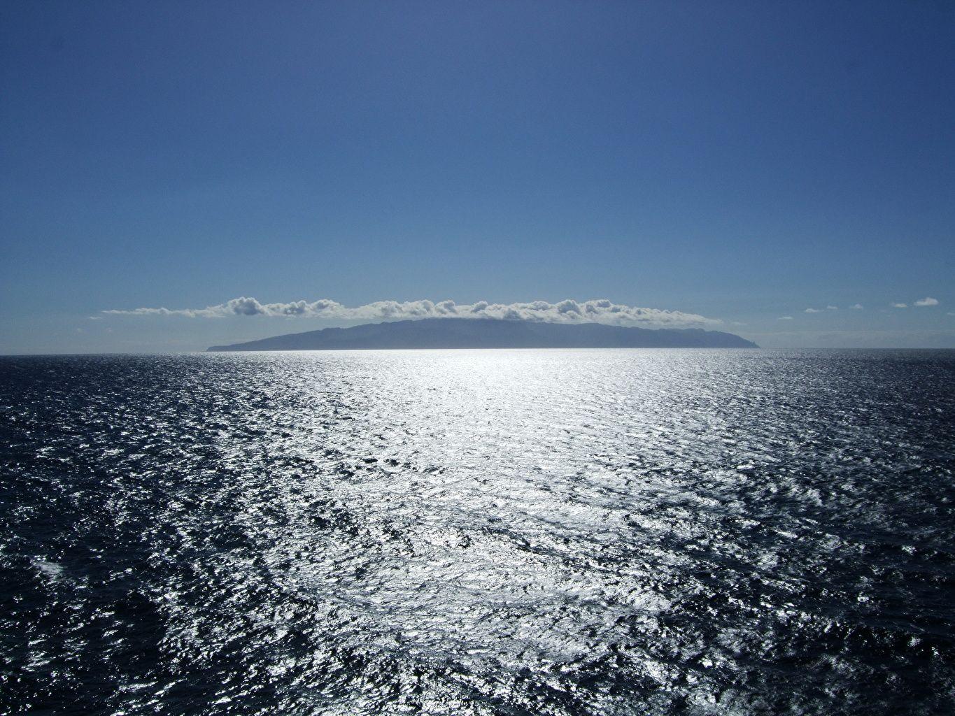 1365x1024 Wallpaper Tenerife Sea Nature Sky Horizon