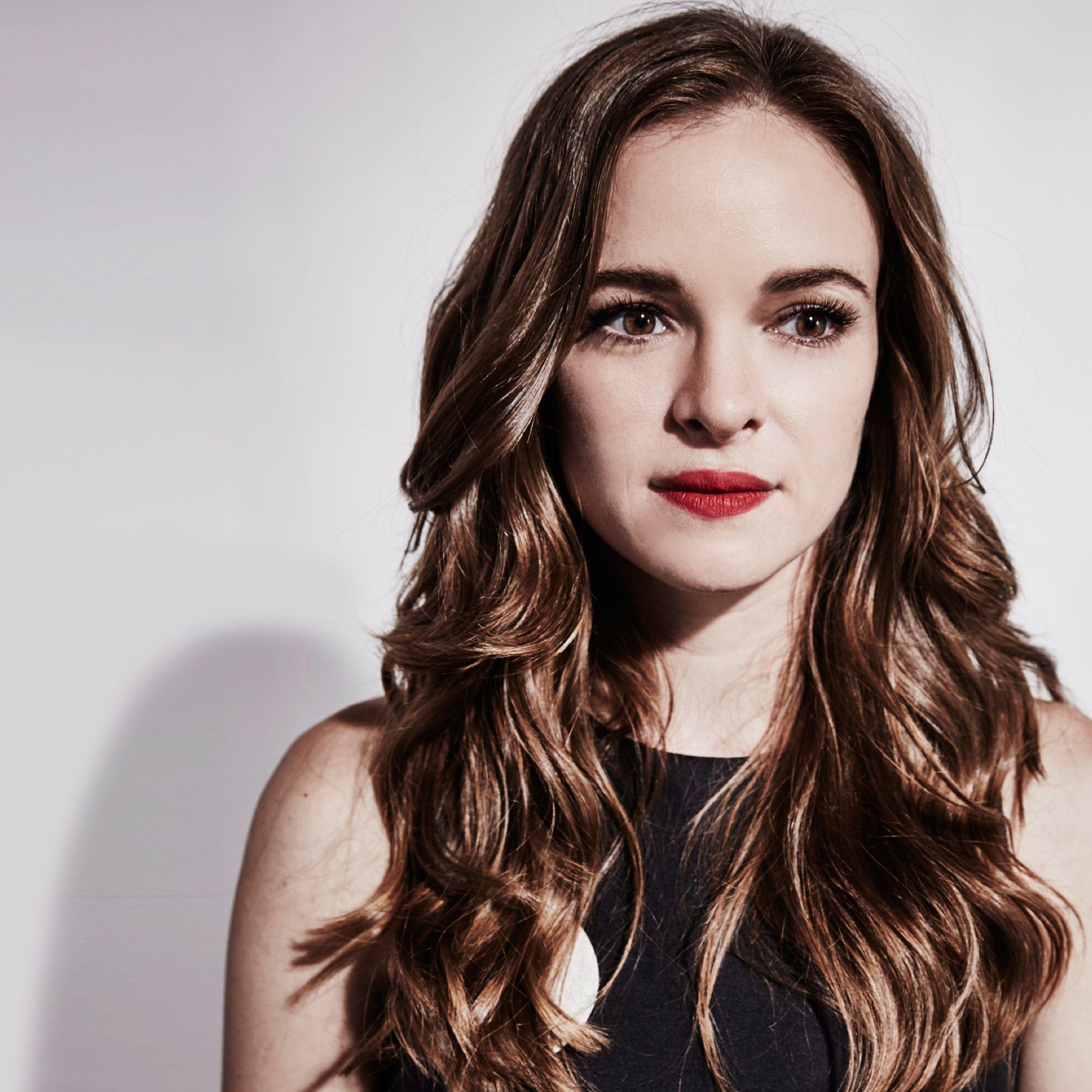 Danielle Panabaker Wallpapers - Top Free Danielle Panabaker Backgrounds