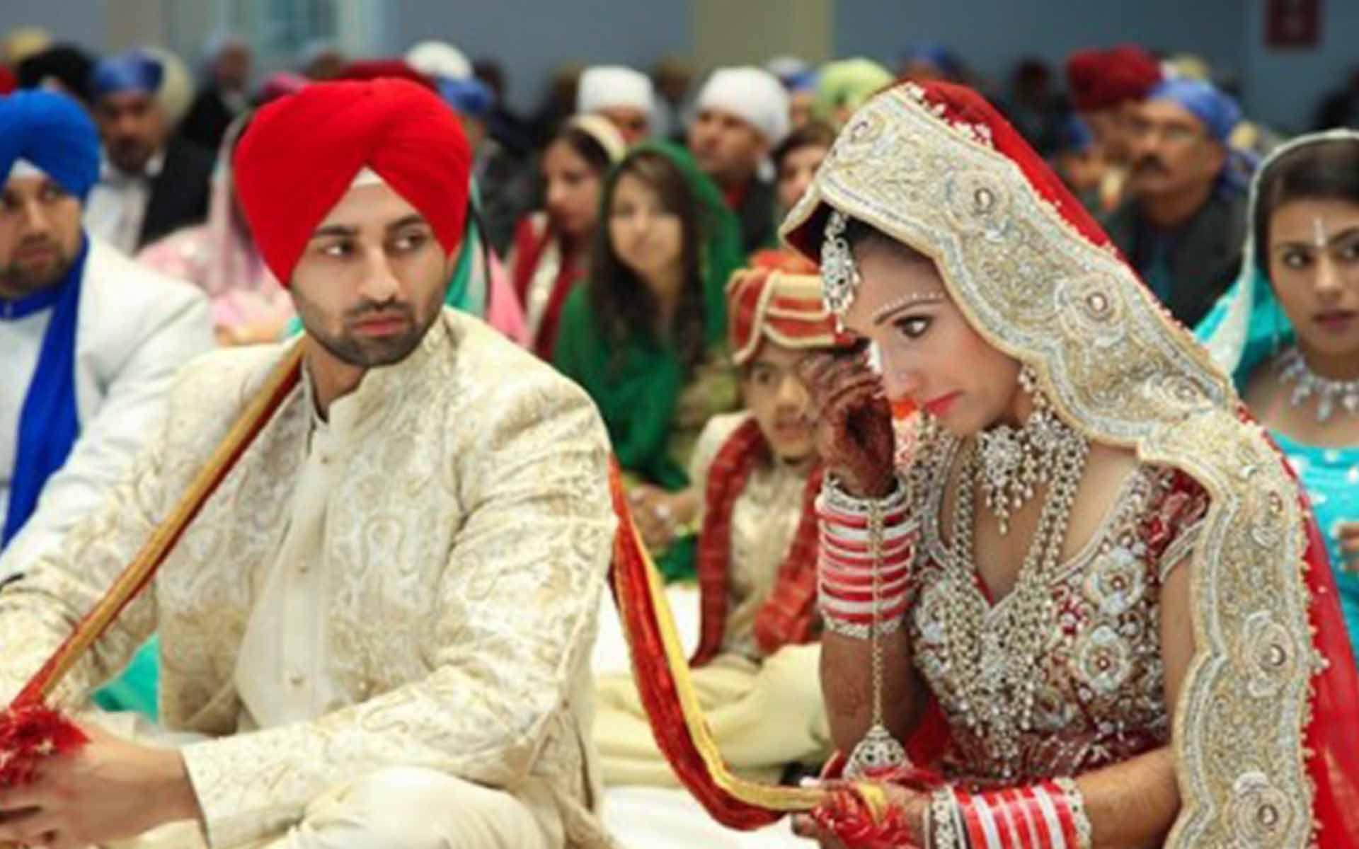 1920x1200 Punjabi Wedding Couple HD Pics Photography Website. Punjabi wedding couple, Couple wedding dress, Groom looks