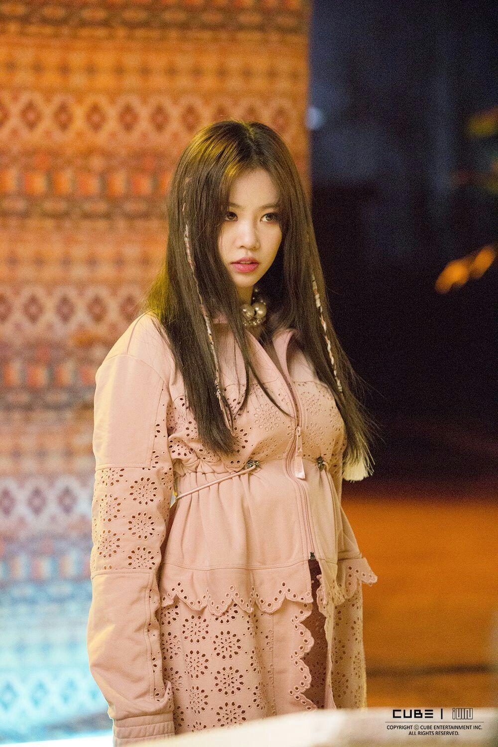 1000x1500 Seo Soojin Wallpaper