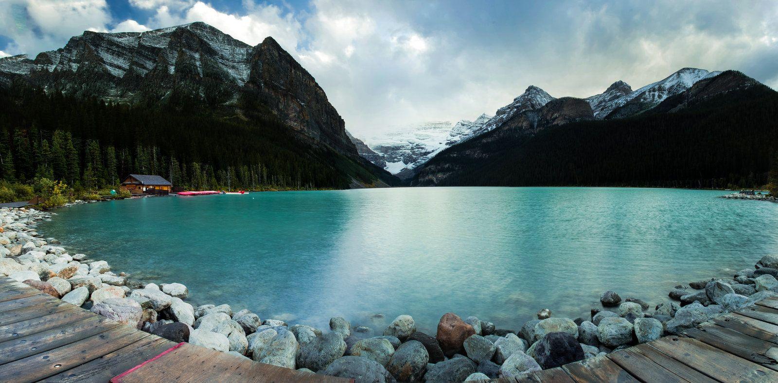 1600x789 Chateau Lake Louise Wallpaper