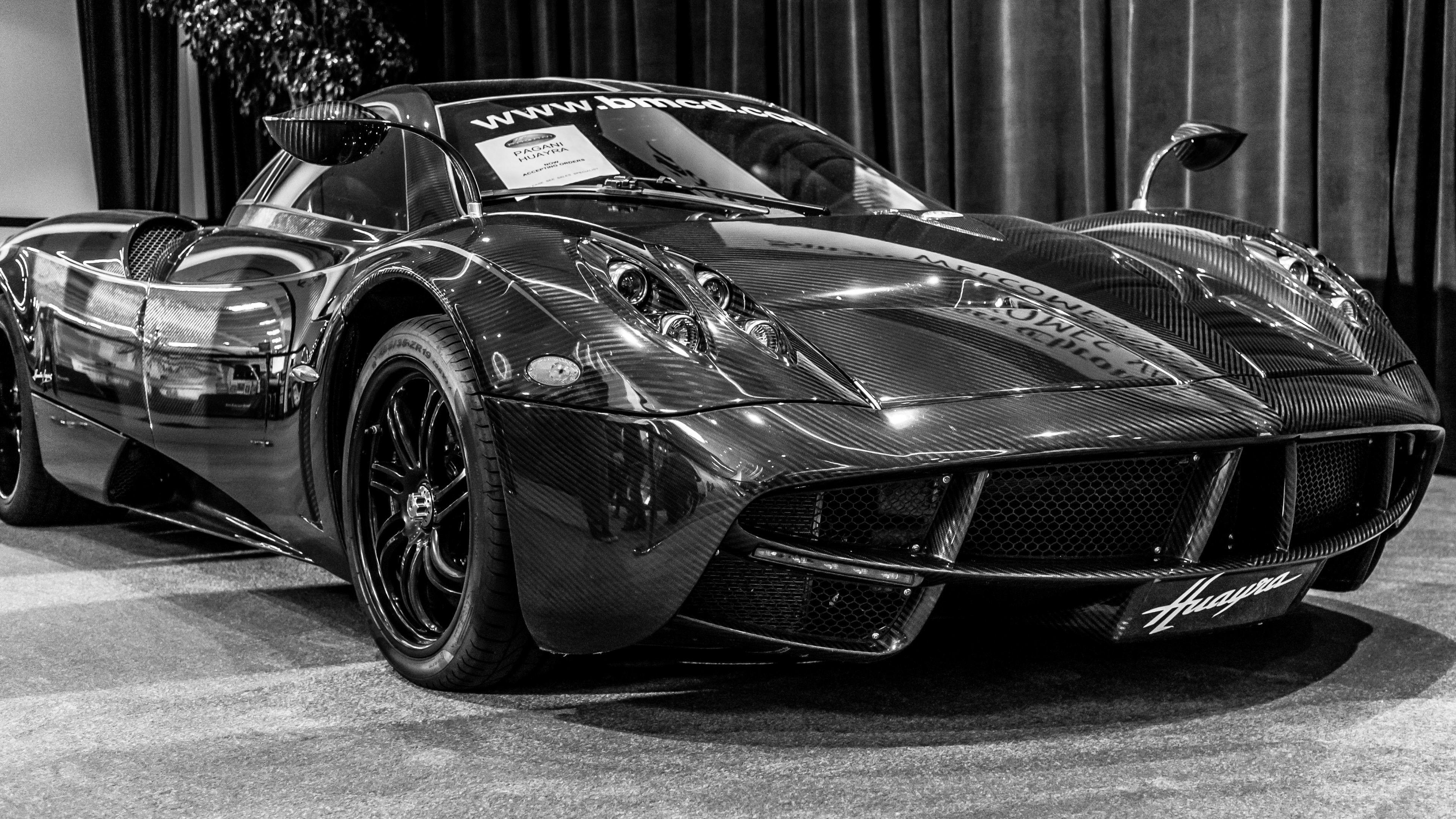 3840x2160 Pagani Huayra Wallpaper
