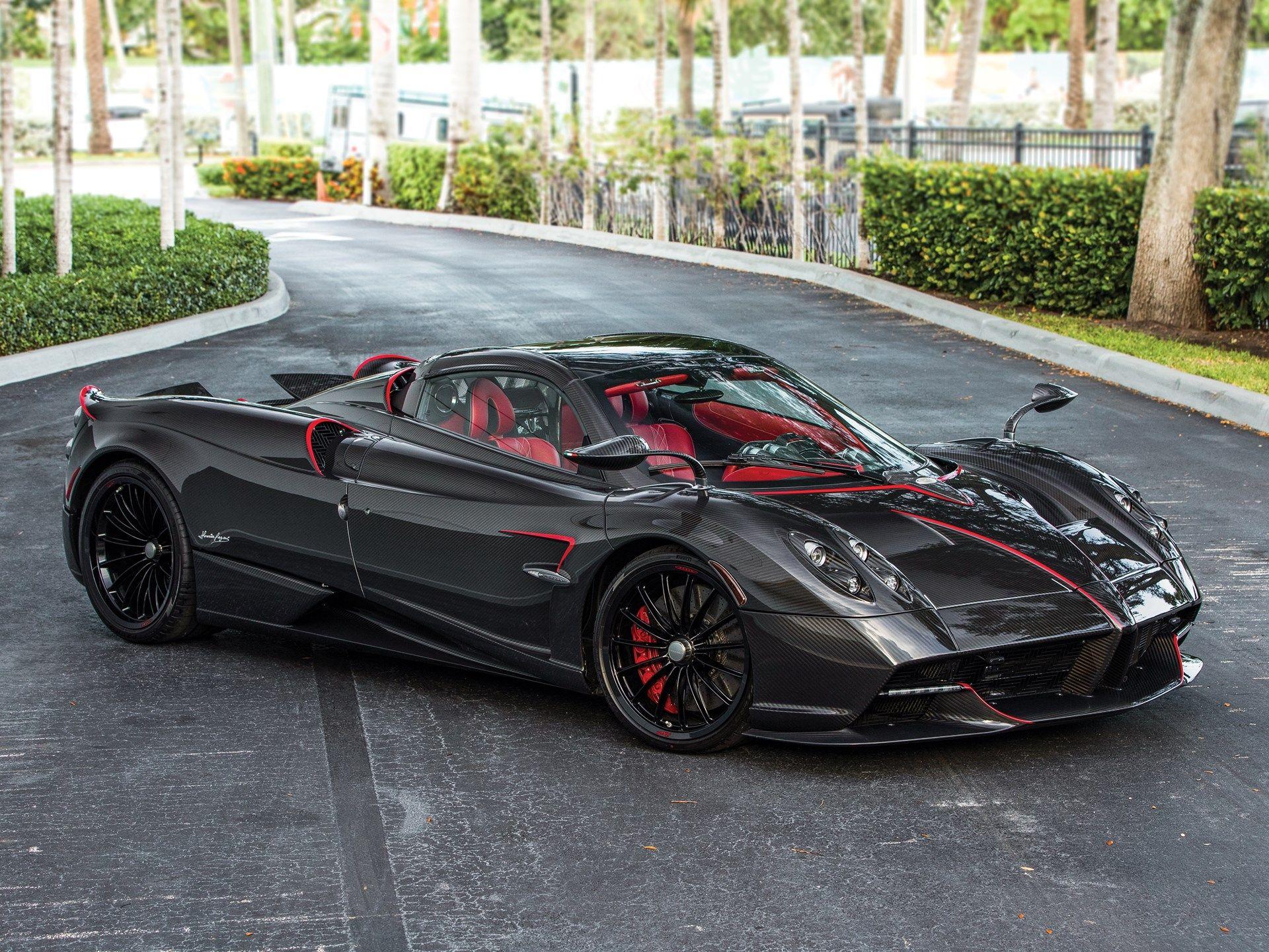 1920x1440 RM Sotheby's Pagani Huayra Roadster