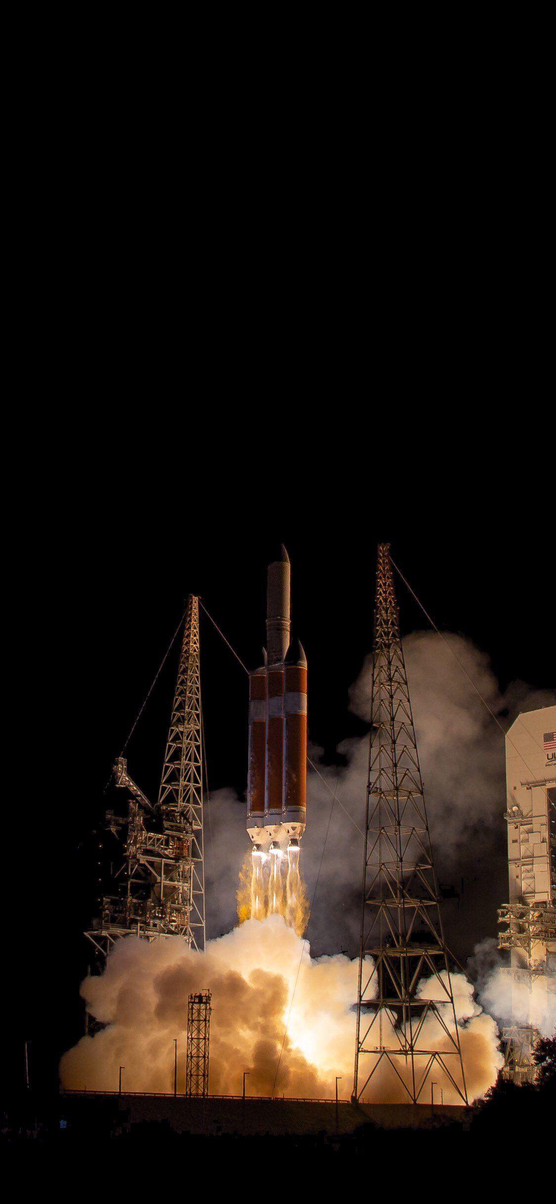 1125x2436 SpaceX Falcon Heavy Rocket(1125x2436)(68%). Smart Phone