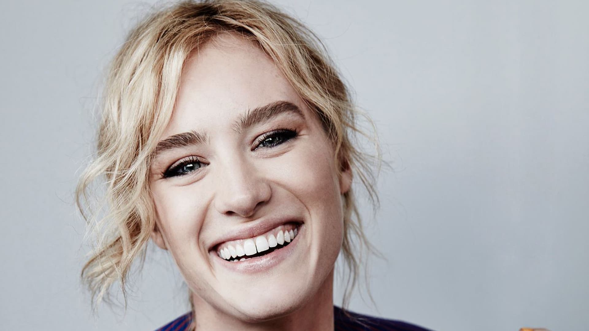 Mackenzie Davis Wallpapers Top Free Mackenzie Davis Backgrounds