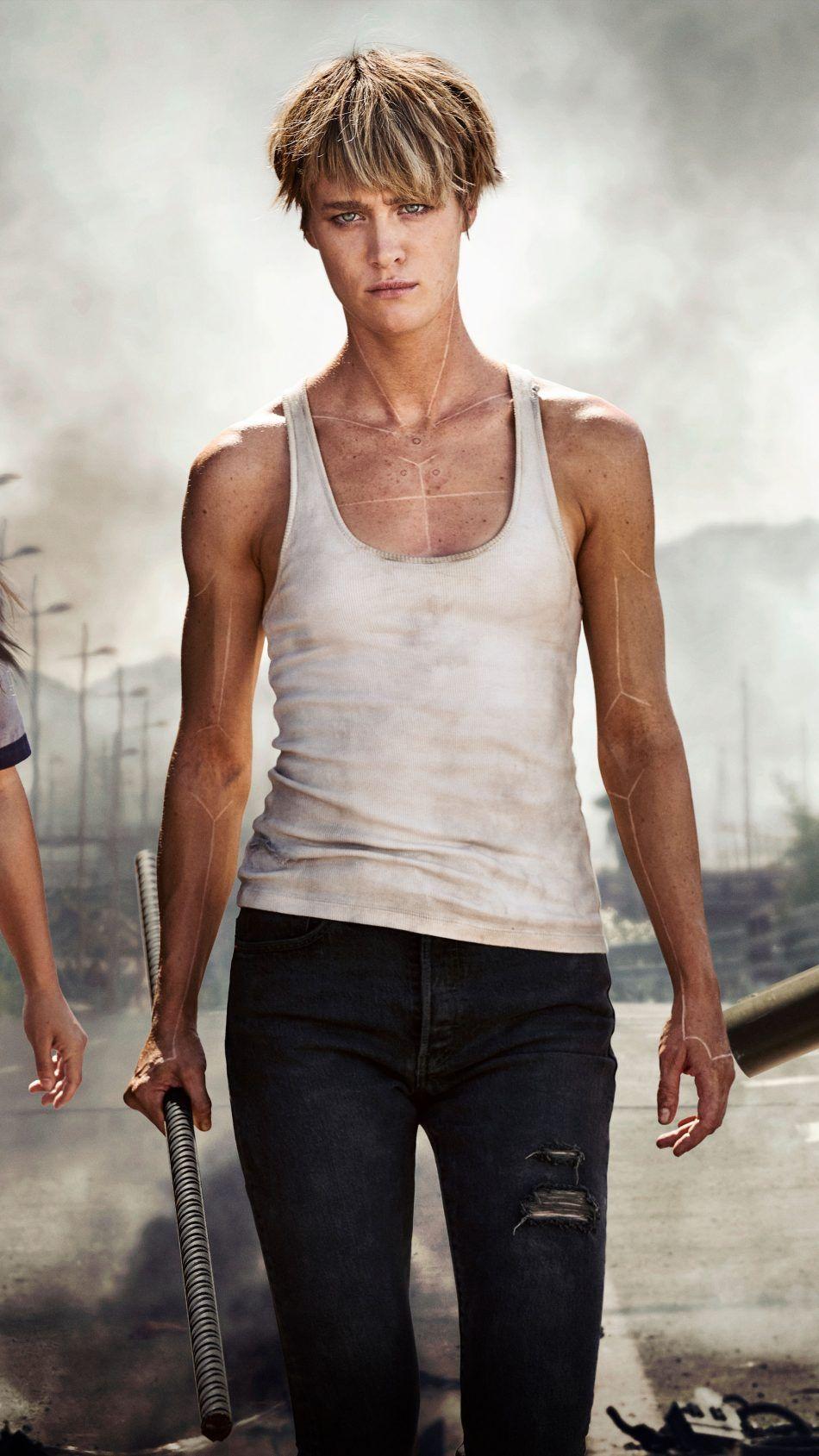 950x1689 Mackenzie Davis In Terminator Dark Fate 2019. Mackenzie
