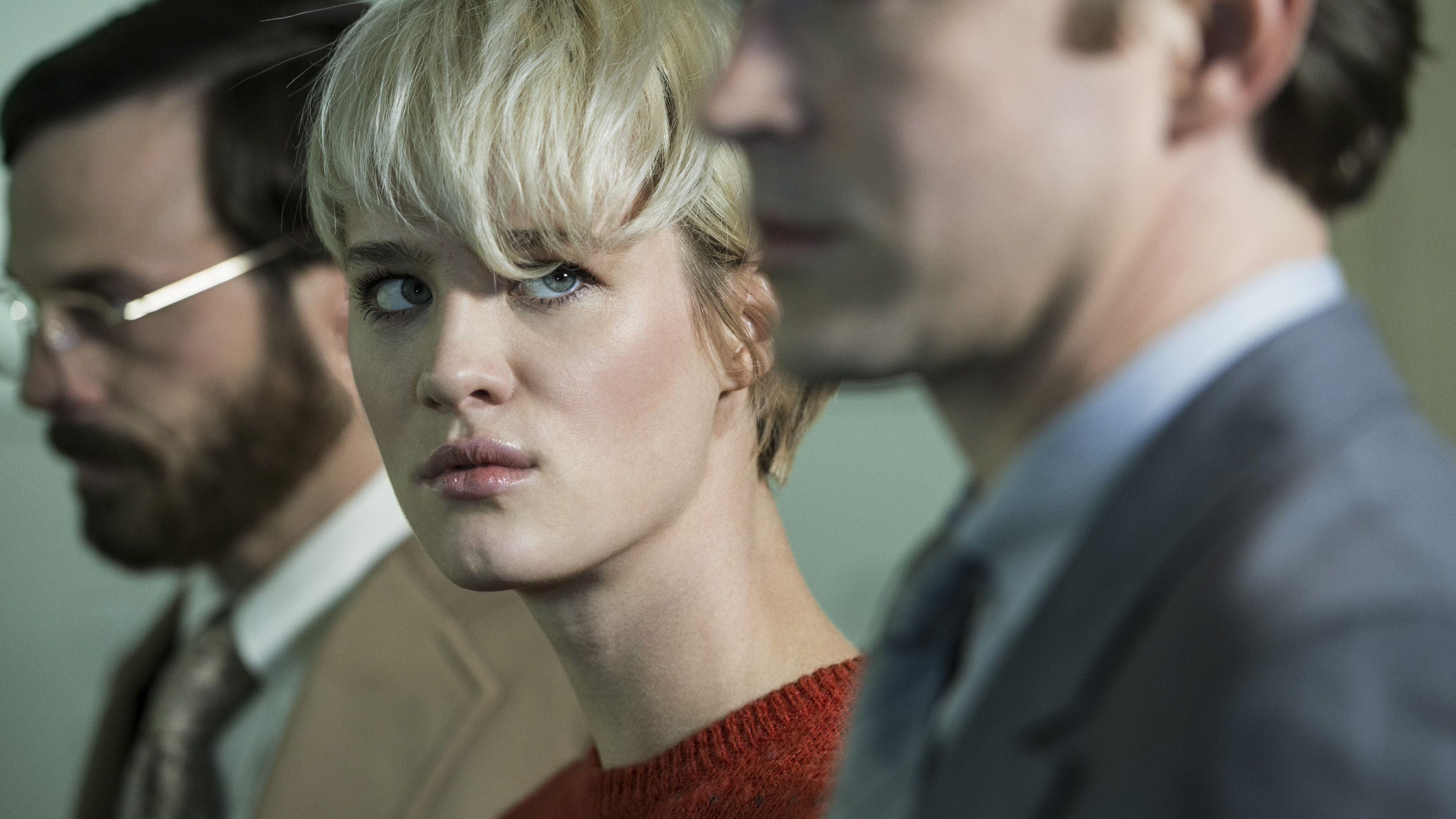 3600x2025 Mackenzie Davis Actress Widescreen Wallpaper 63971 3600x2025px