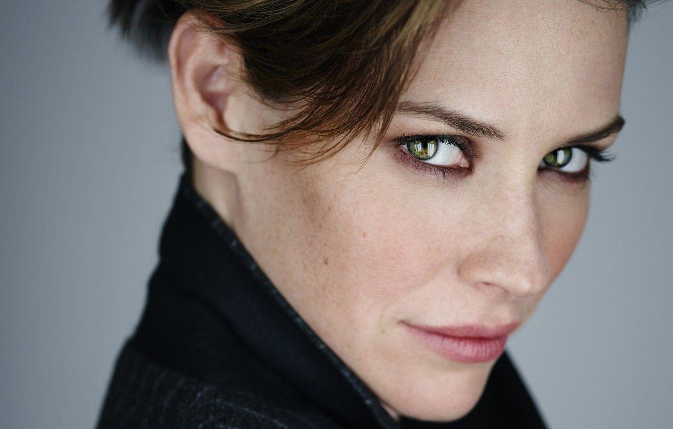 1332x850 Wallpaper look, face, portrait, makeup, actress, brunette
