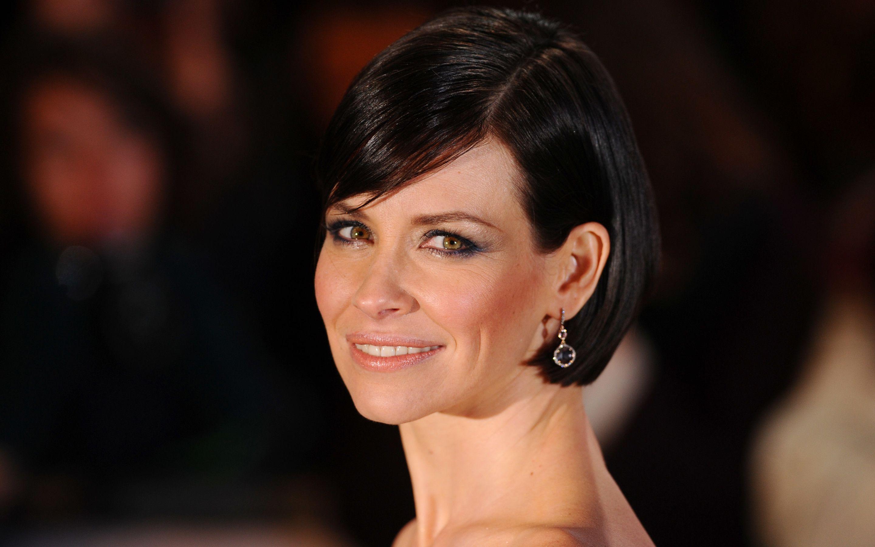 2880x1800 Evangeline Lilly Macbook Pro Retina HD 4k