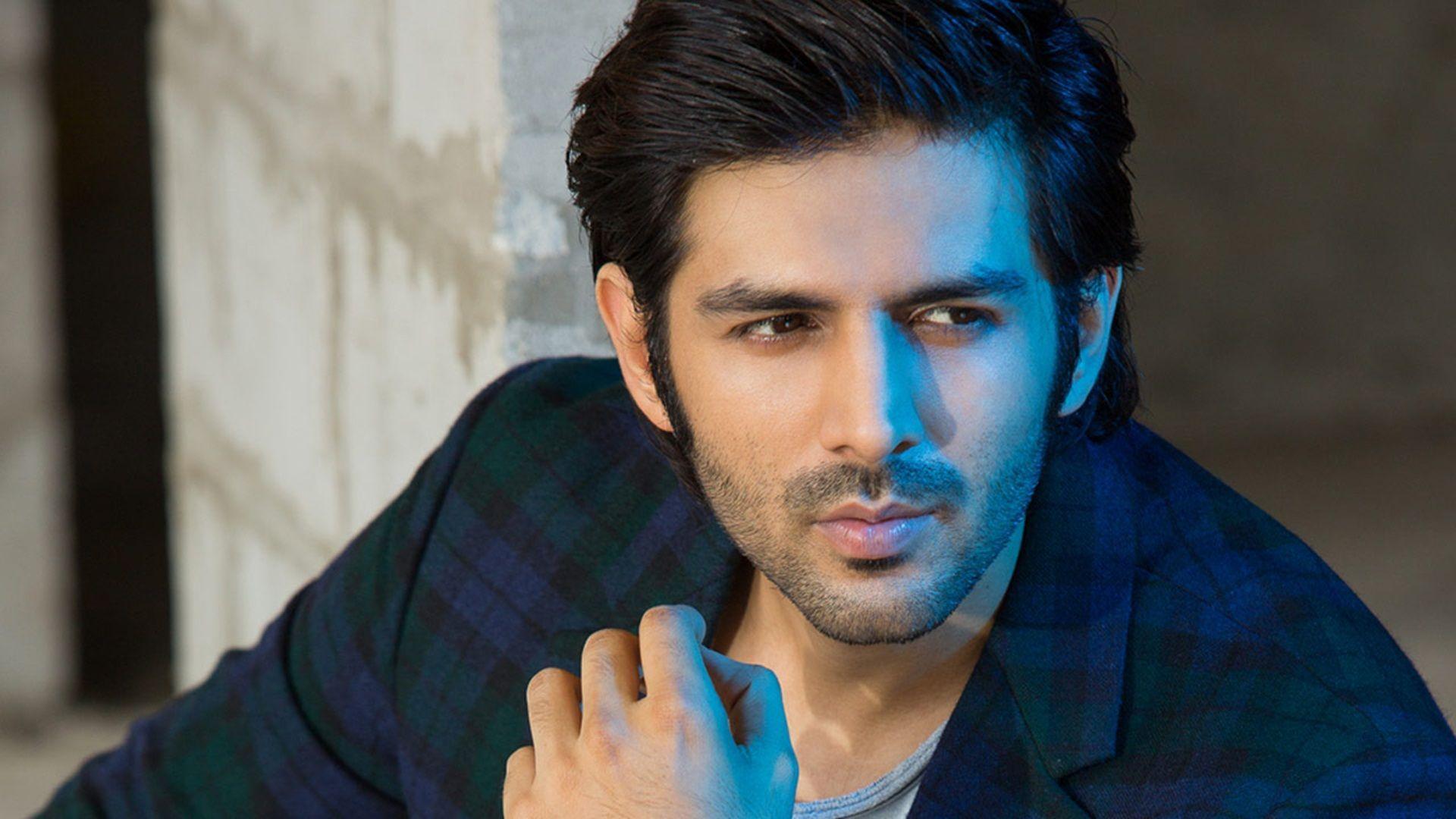 1920x1080 Kartik Aaryan Wallpaper
