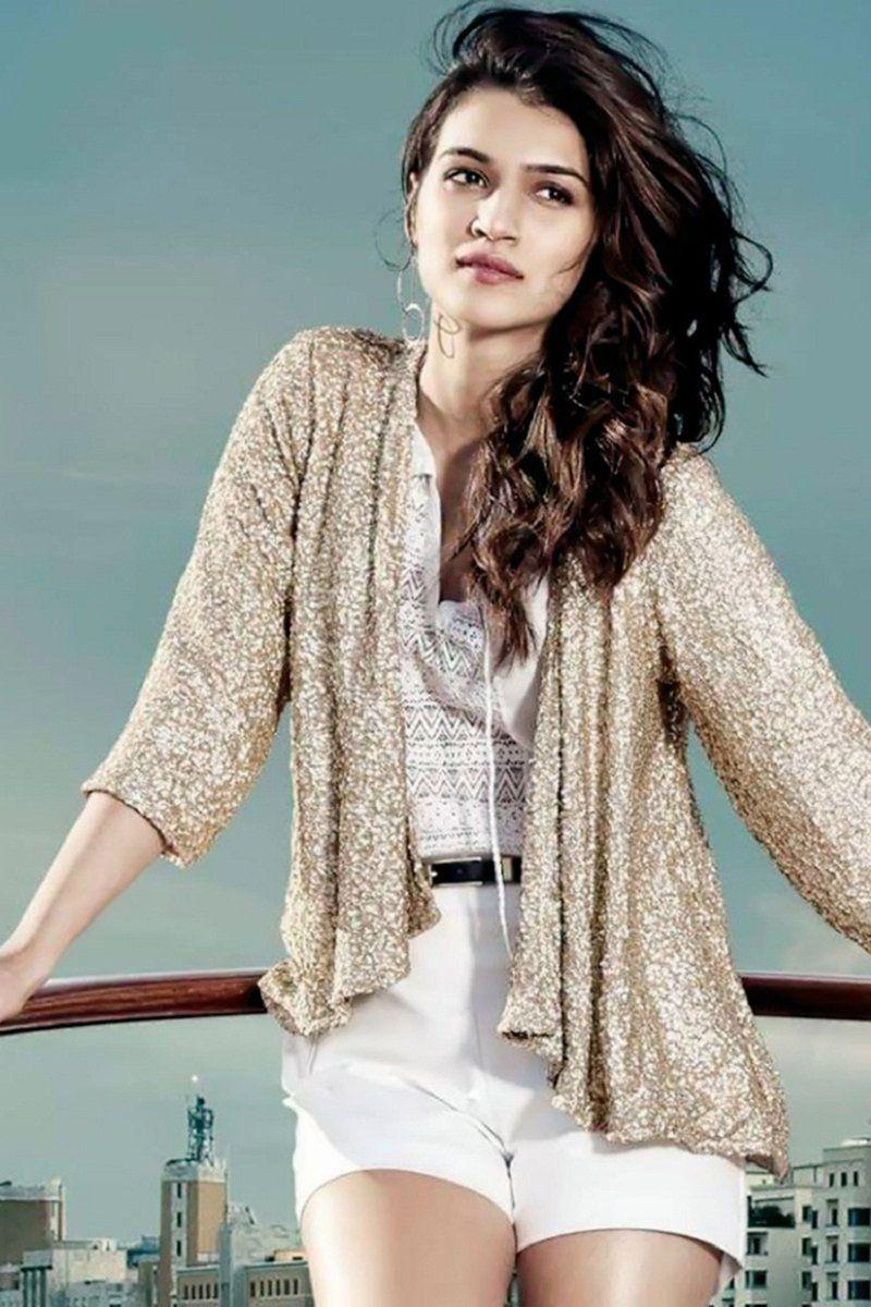 800x1200 Kriti Sanon Stylish Photo Shoot 2018 Mobile Wallpaper